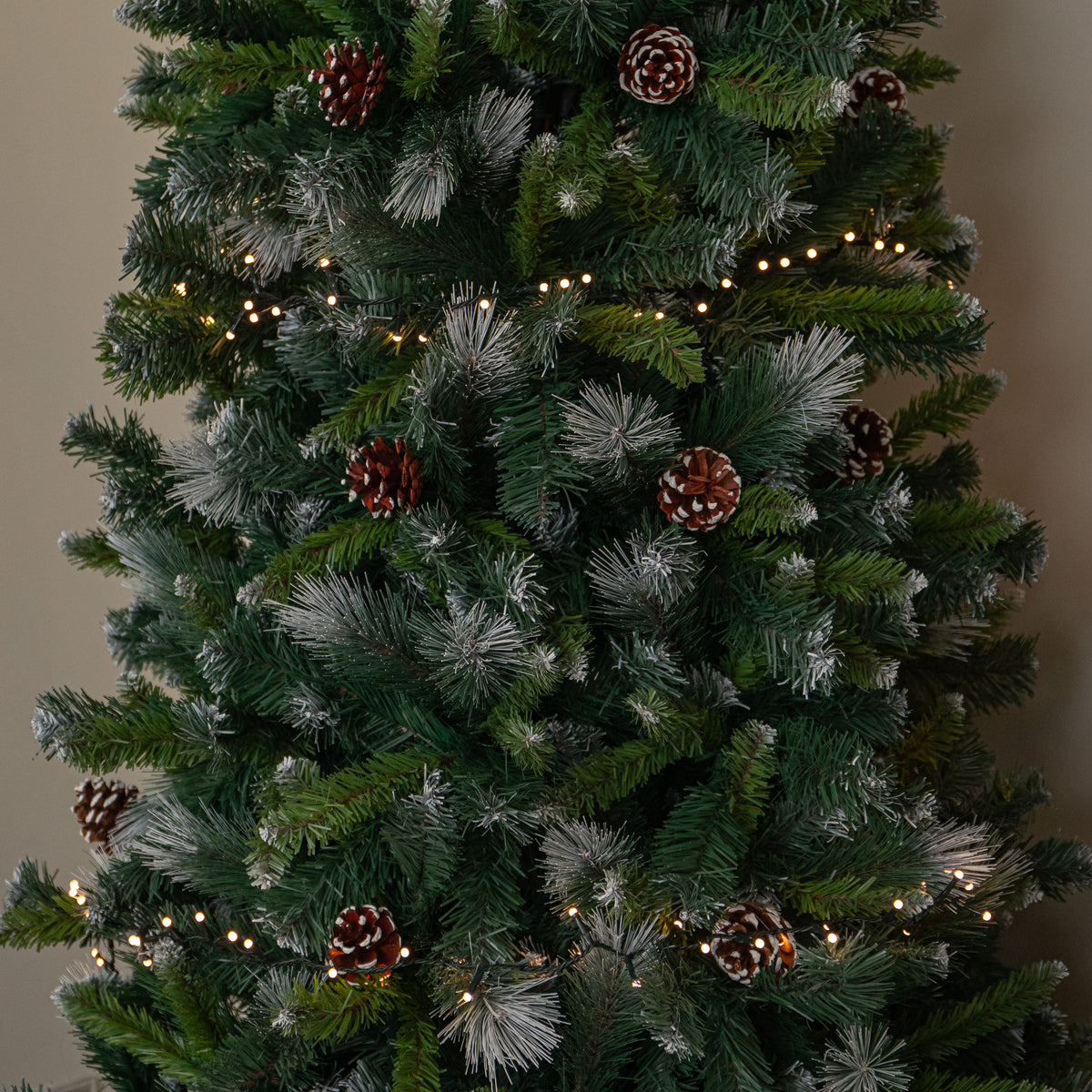 9m 360 LED BerryBrights Christmas String Lights in Warm White