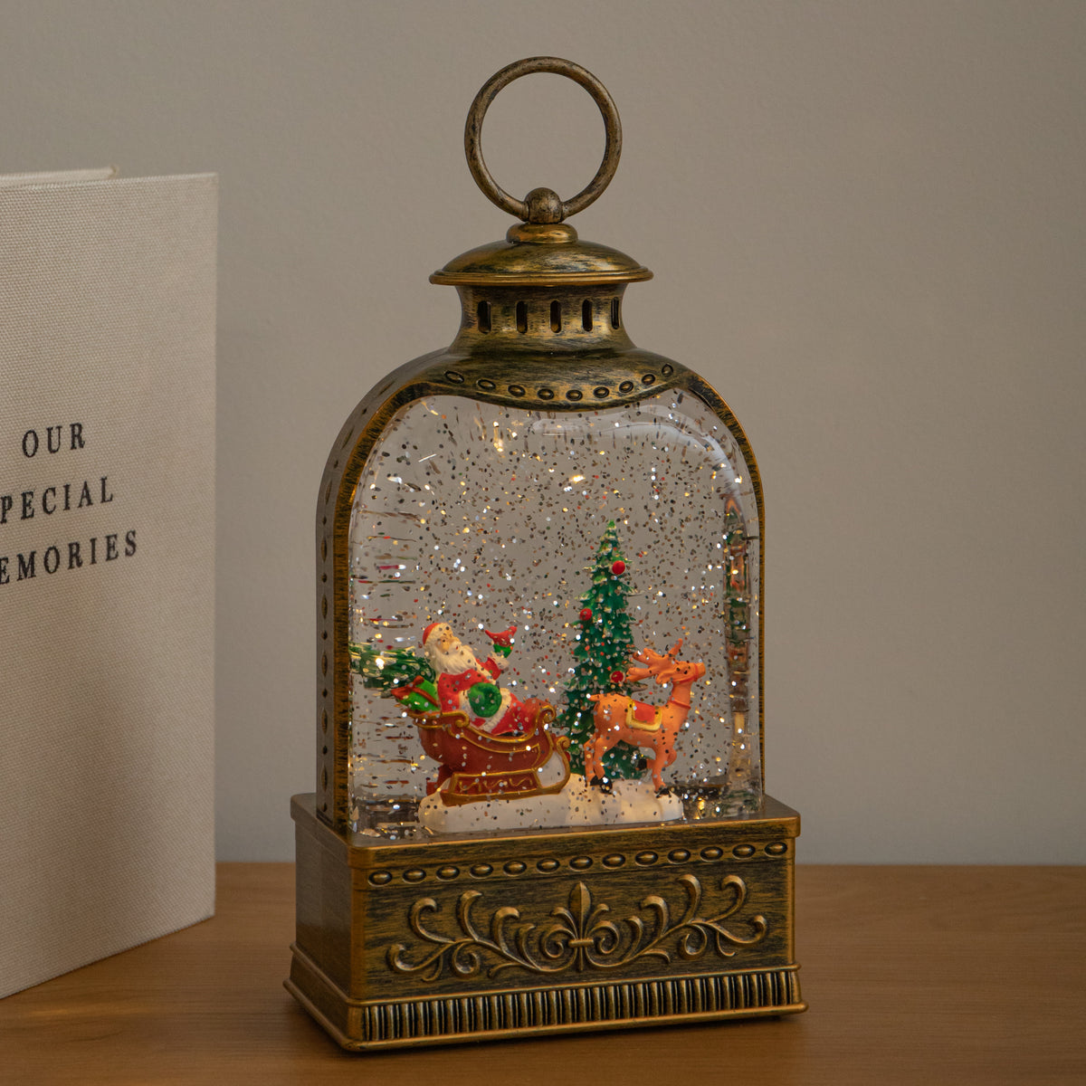 23cm Dual Powered Light up Christmas Water Spinner with Santa Scene