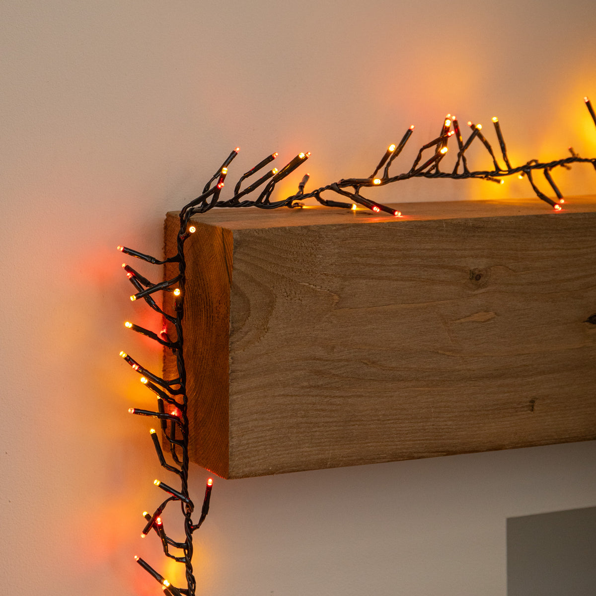 10m 1000 LED Cluster Christmas String Lights in Antique White & Red