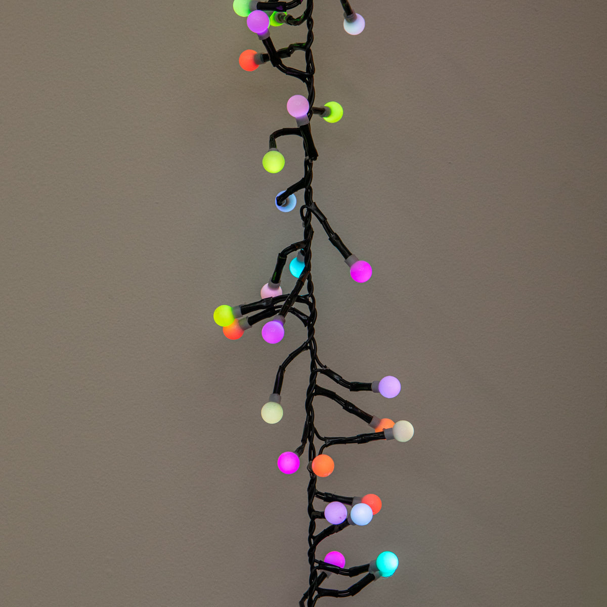 5m 500 LED Colour Changing Globe Cluster Christmas String Lights