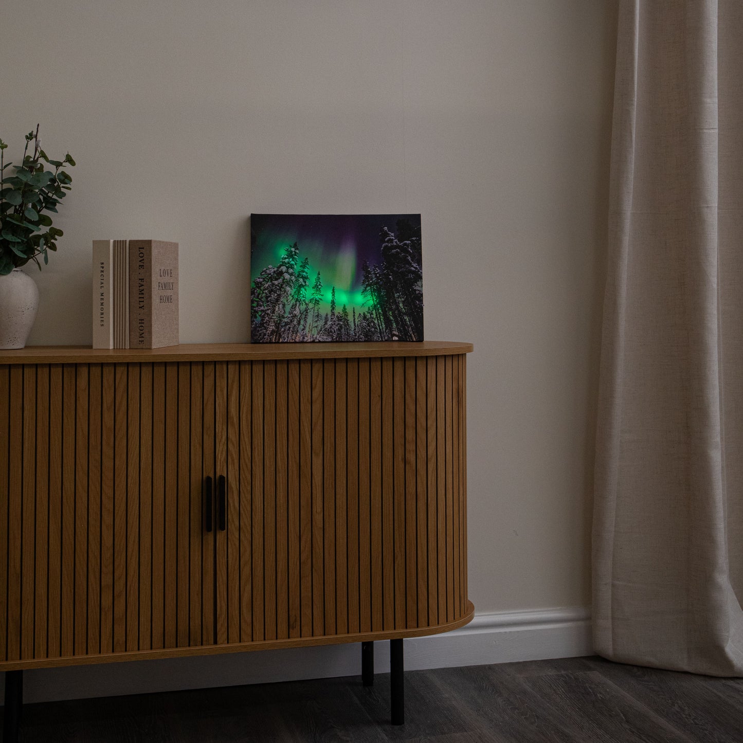 40 x 30cm Battery Powered Light Up Christmas Wall Art Aurora Canvas