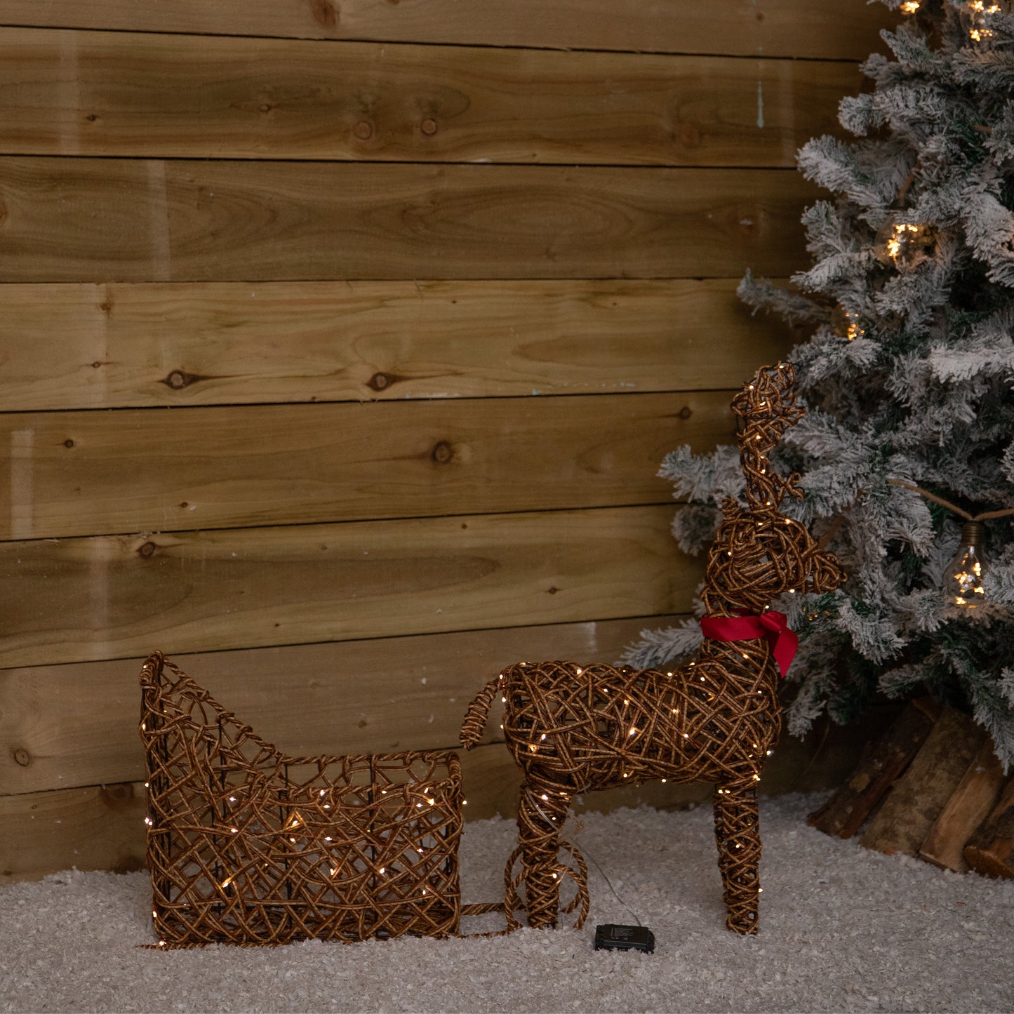 82cm Battery Powered Light Up Rattan Reindeer & Sleigh with 120 LEDs and Timer