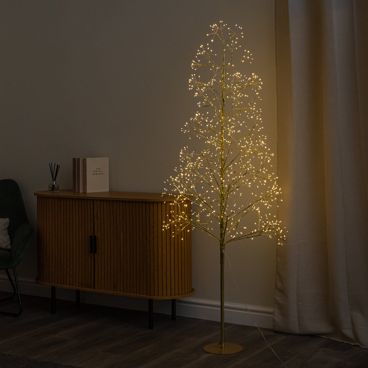 1.8m Golden Twinkling Christmas Twig Tree with 960 Warm White LED