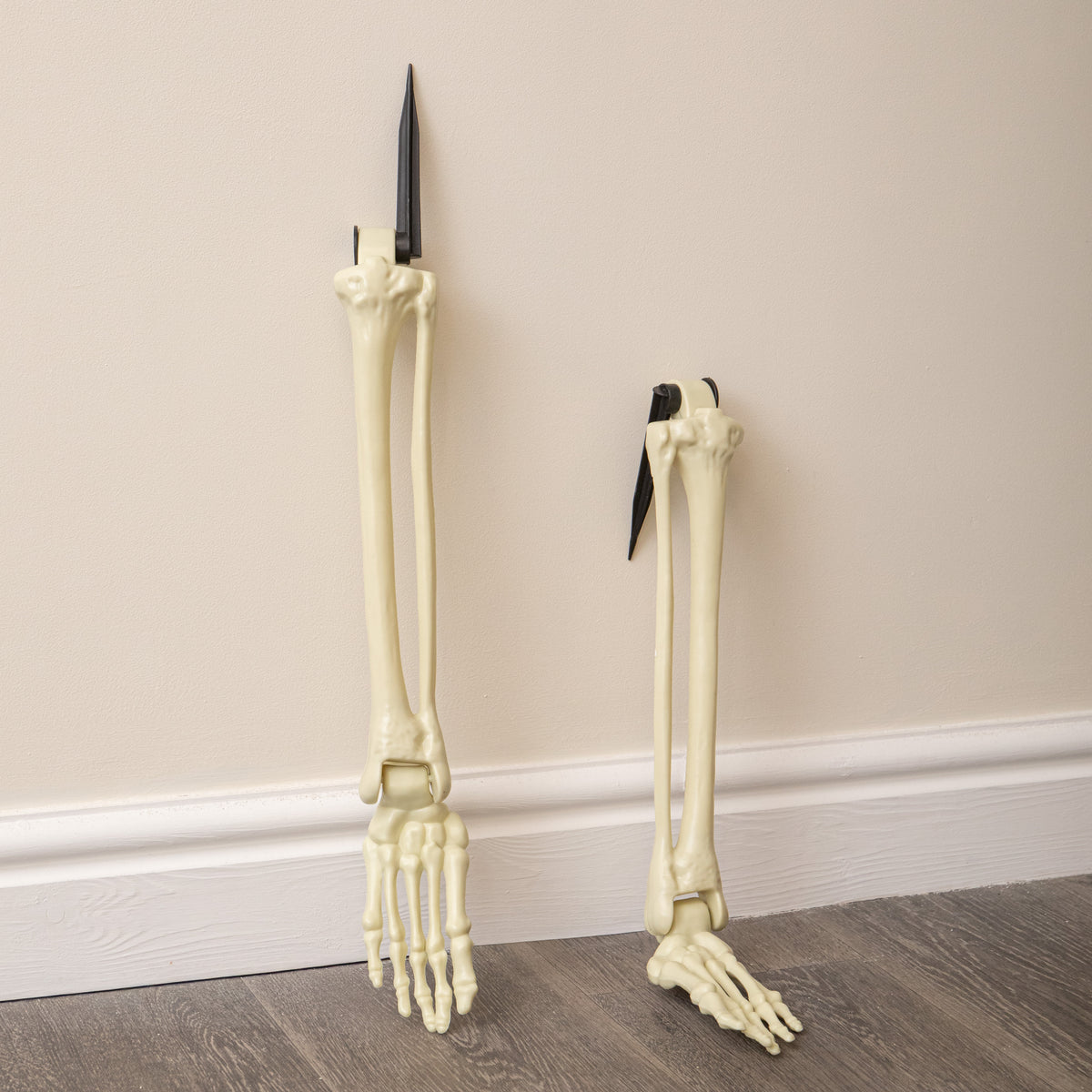 95cm Halloween BoneYard Bones Skeleton Decoration with Ground Stakes