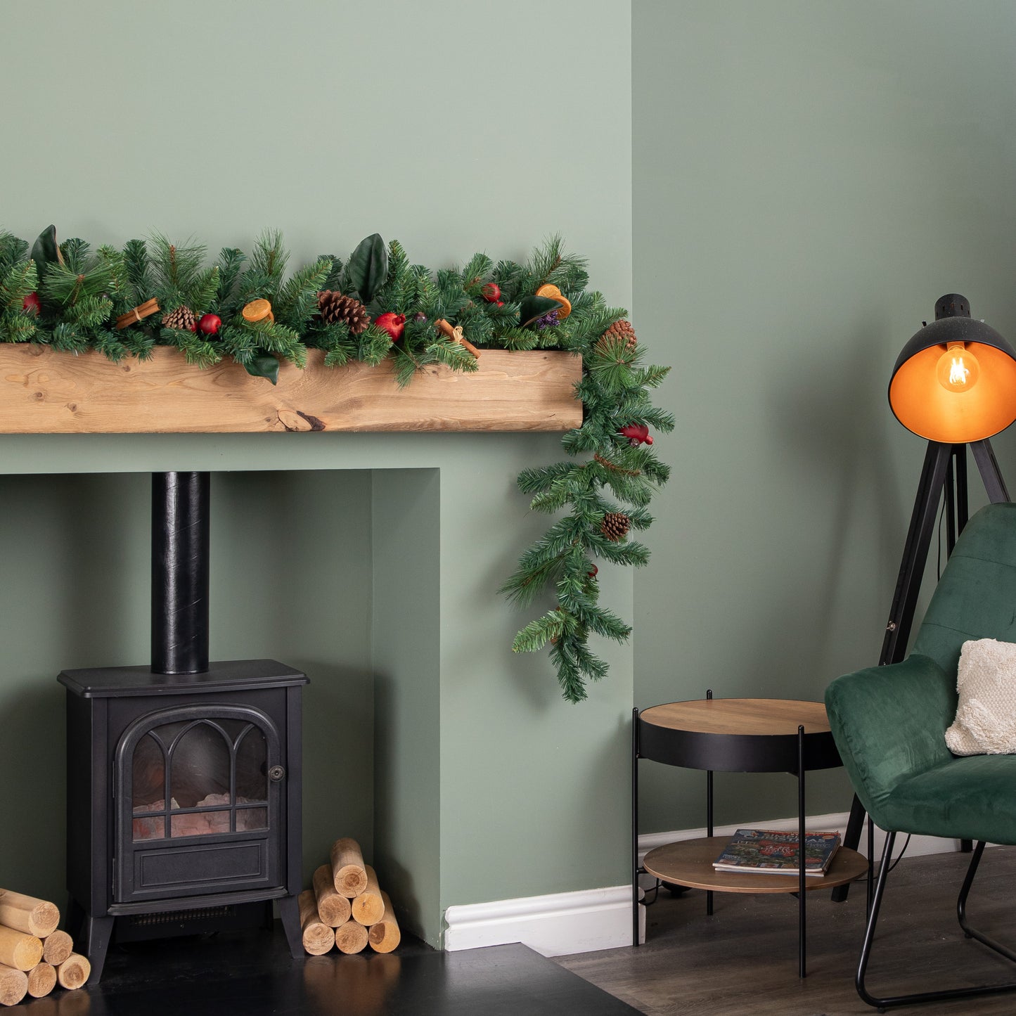2.7m Festive Spice Christmas Garland with Pinecones and Faux Dried Fruit