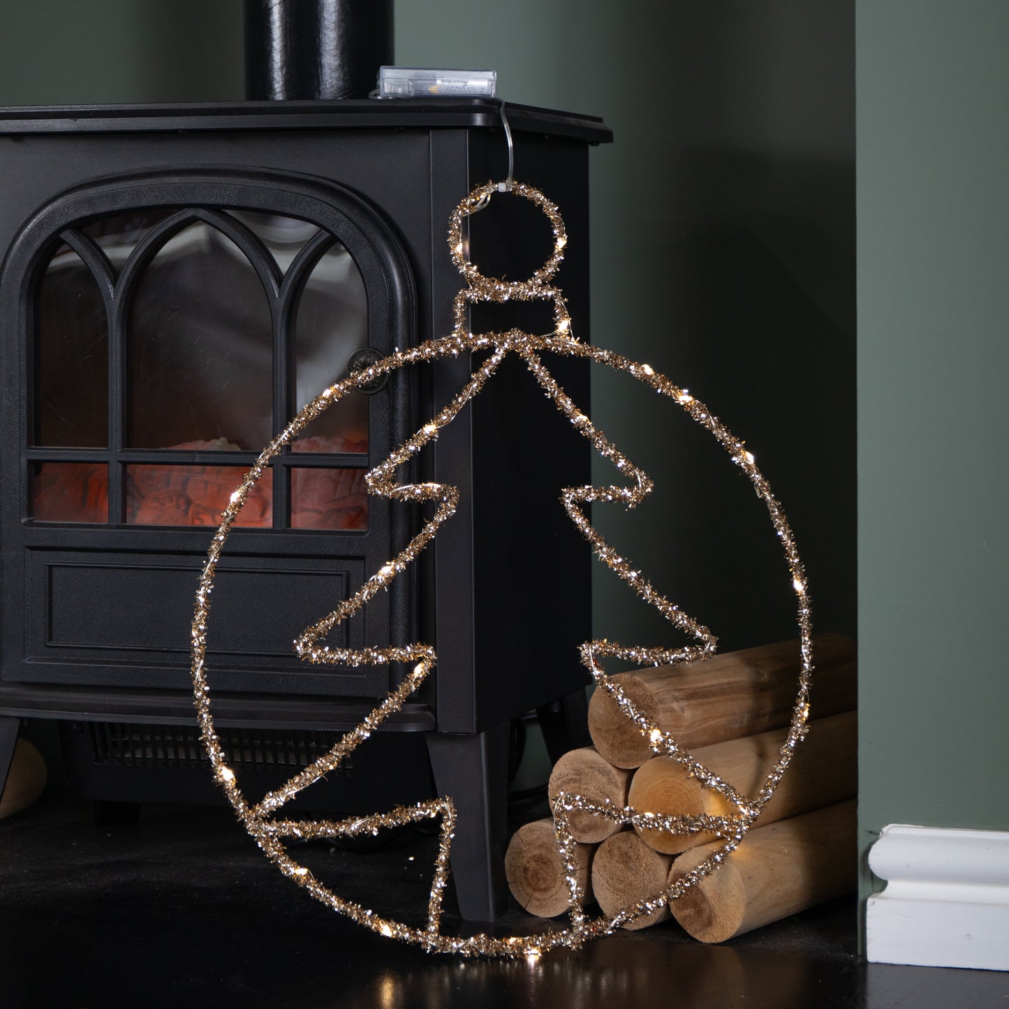 49cm Battery Powered Light up Gold Christmas Tree Ball with Twinkling LEDs