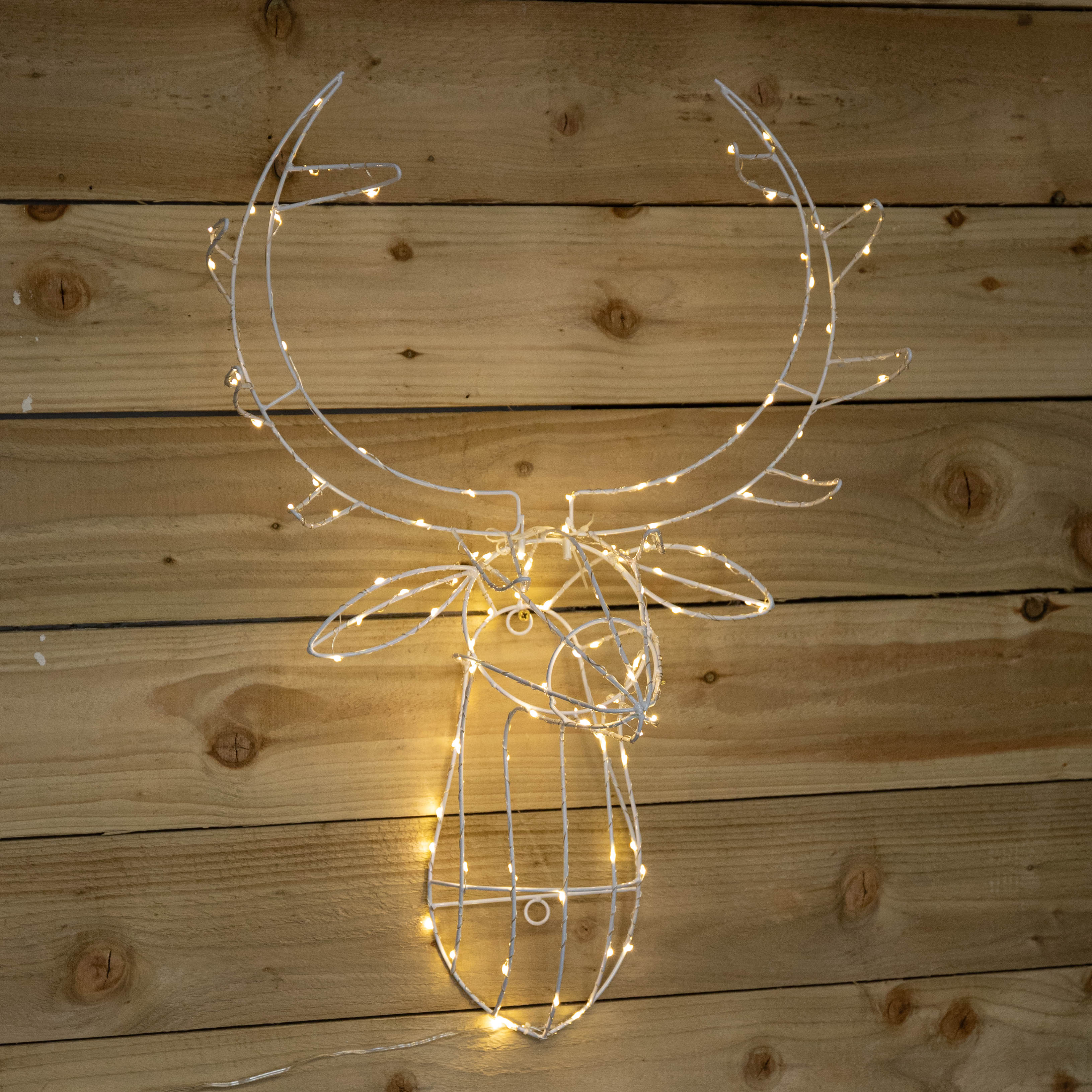 70cm Festive Christmas Indoor Outdoor Twinkling LED Reindeer Head in Warm White
