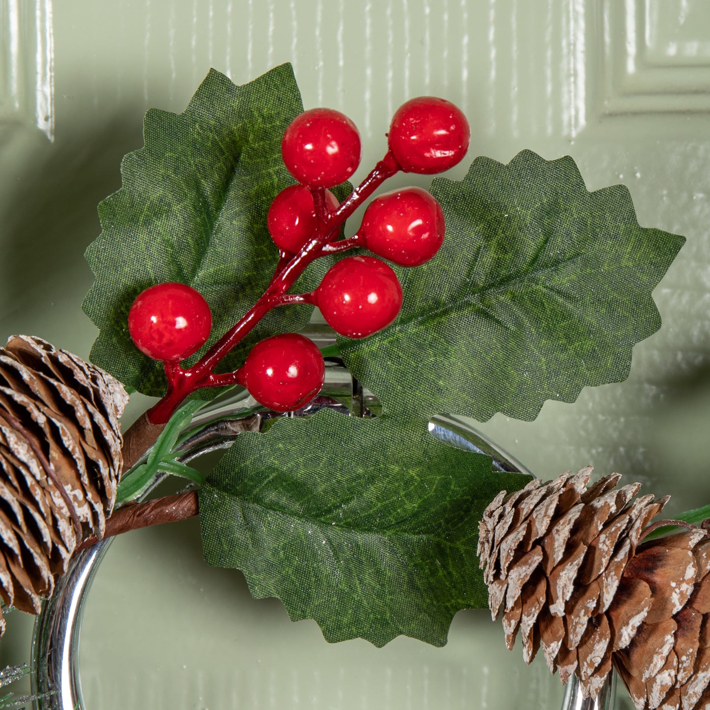 40cm Hanging Christmas Wreath with Red Berries and Pinecones
