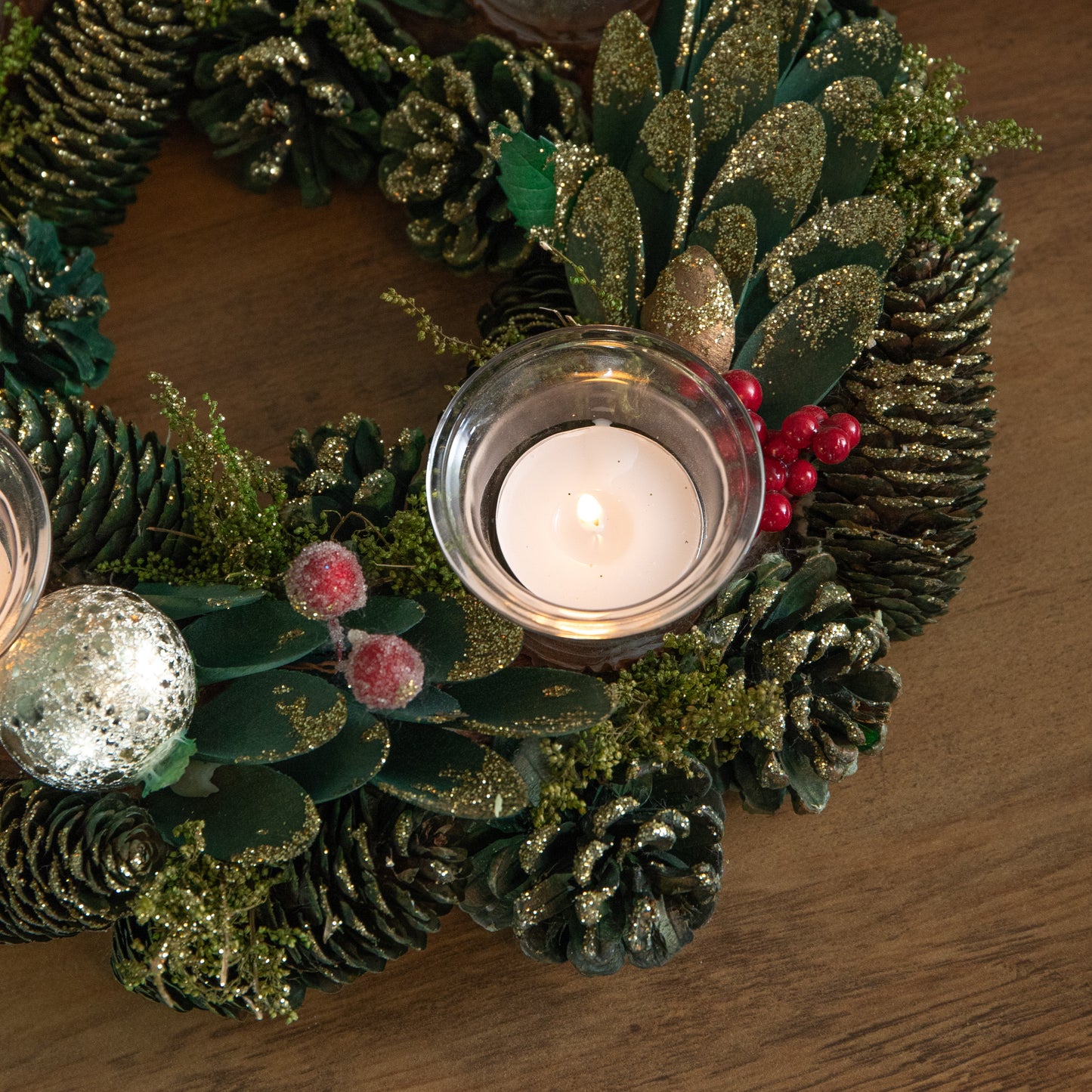 33cm Christmas Bauble Quartet Candle Holder with Pinecones and Red Berries
