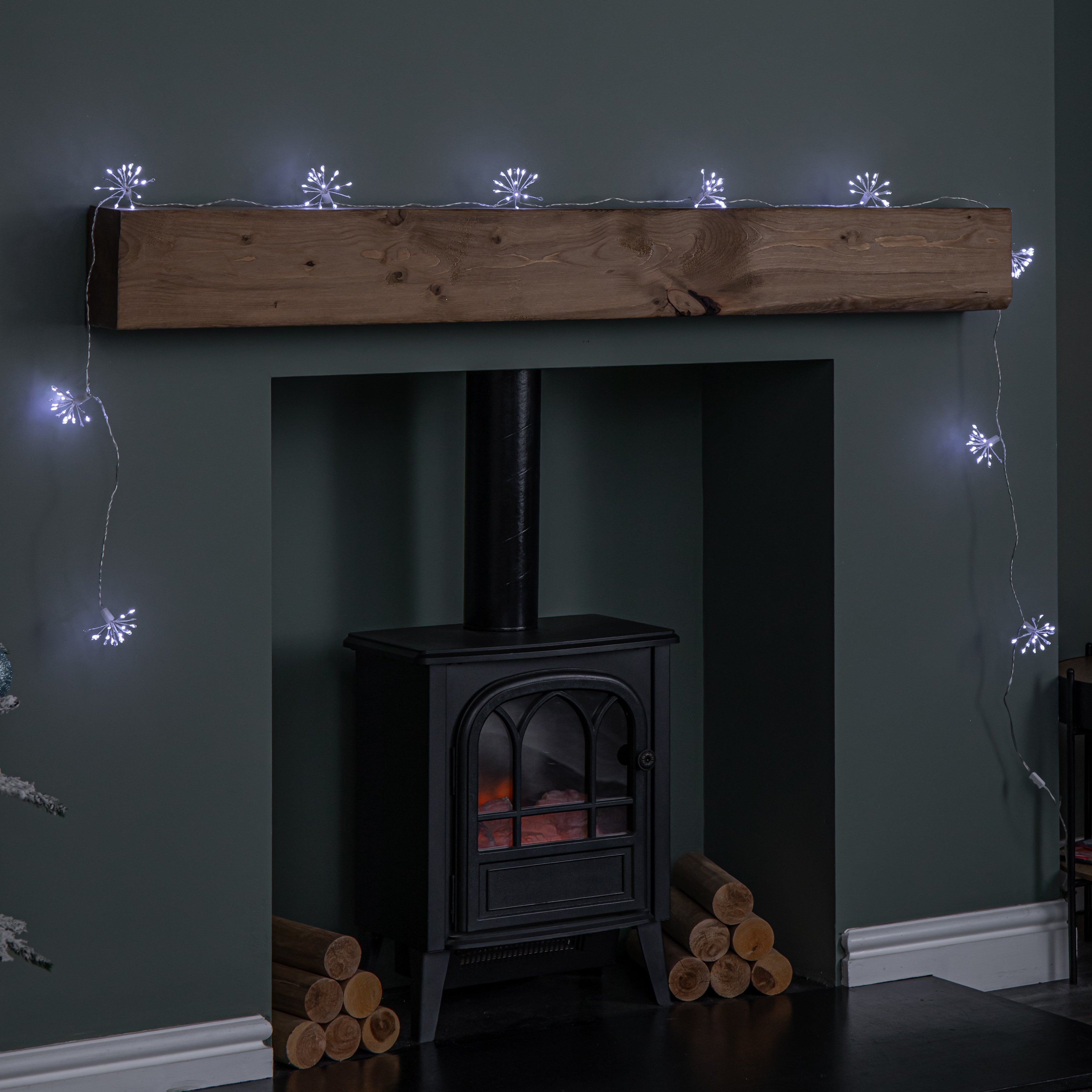 2.7m Set of 10 Twinkling Christmas Starburst String Lights with 200 White LEDs