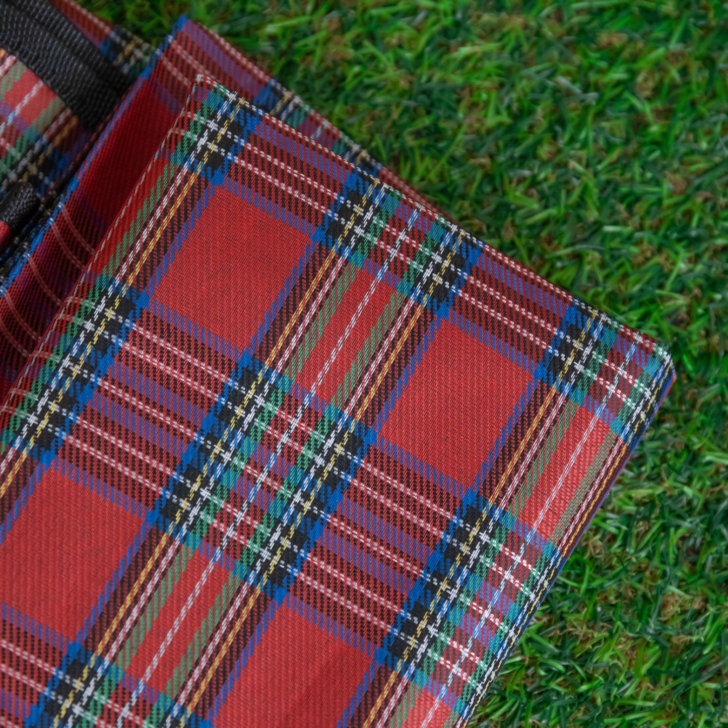 1.50m x 1.15m Waterproof Patterned Picnic Blanket Rug with Carry Handle