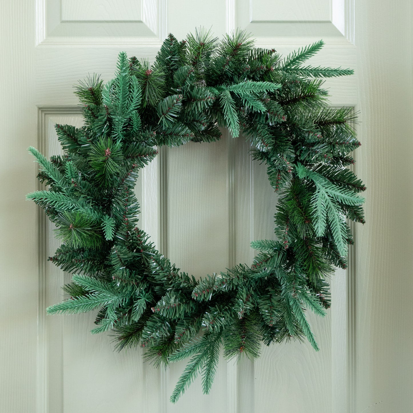 50cm Hanging Artificial Green Norfolk Pine Christmas Wreath with PE & PVC Tips