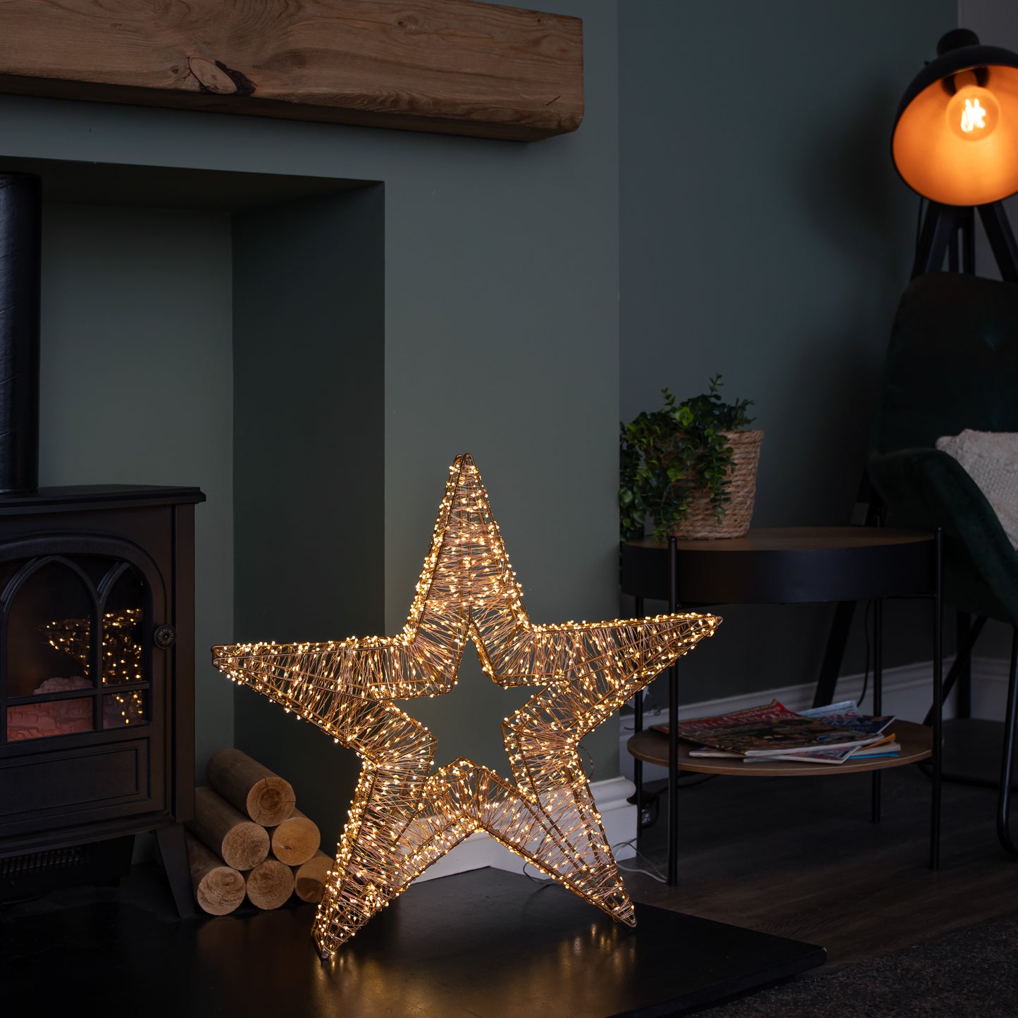 60cm Light up Metal Gold Christmas Star Sculpture Decoration with 1700 Warm White LEDs