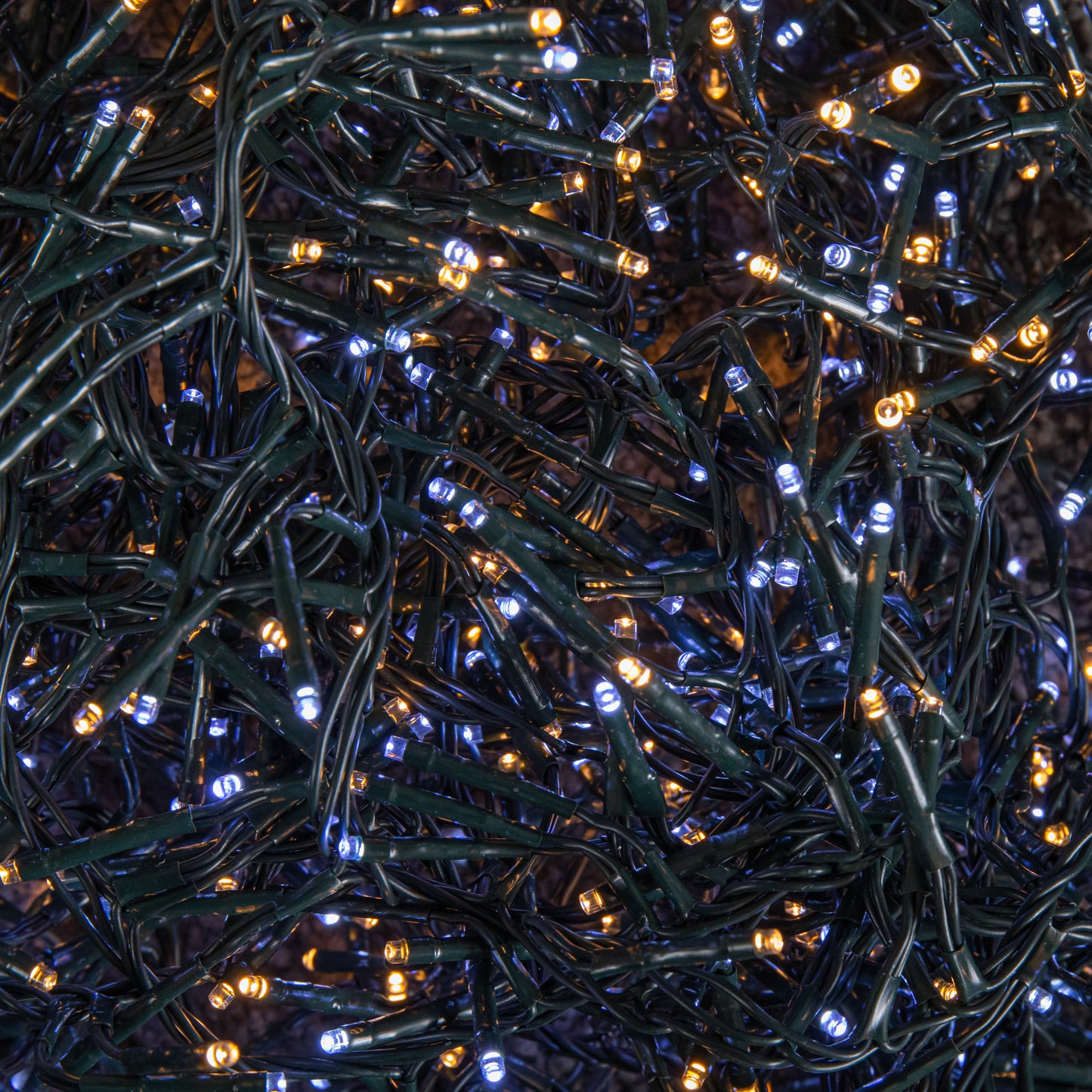 12.4m 960 LED Christmas Cluster String Lights with Timer in White & Warm White