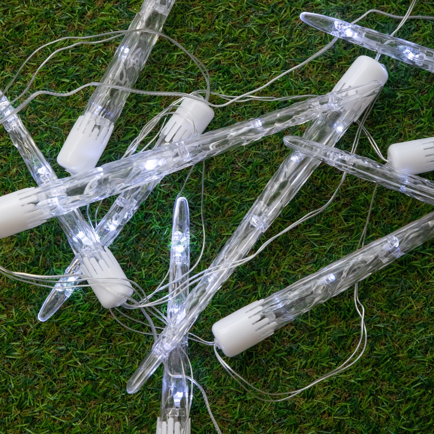 2.7m Set of 10 Battery Operated In-Lit Christmas Icicle Lights with 40 Cool White LEDs
