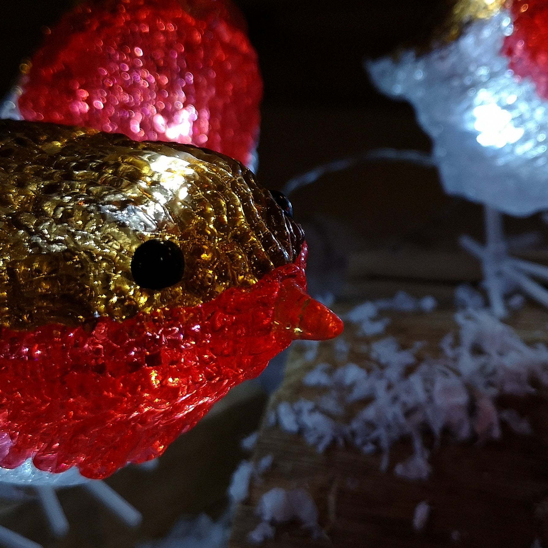 Set of 5 Christmas Acrylic Festive Light Up Robins 10cm Tall Indoor or Outdoor use