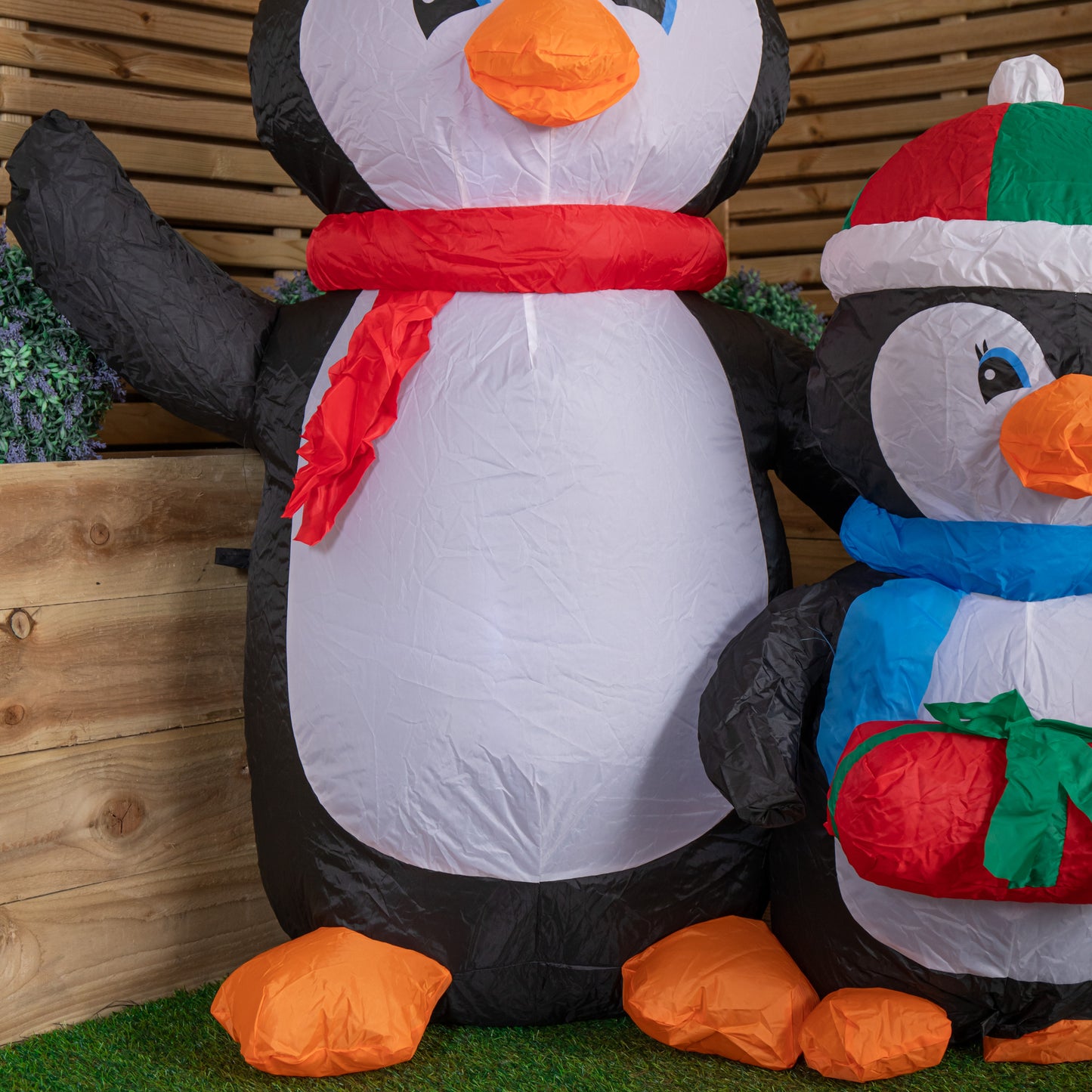 1.5m Light up Christmas Inflatable Penguin Family with 12 White LEDs