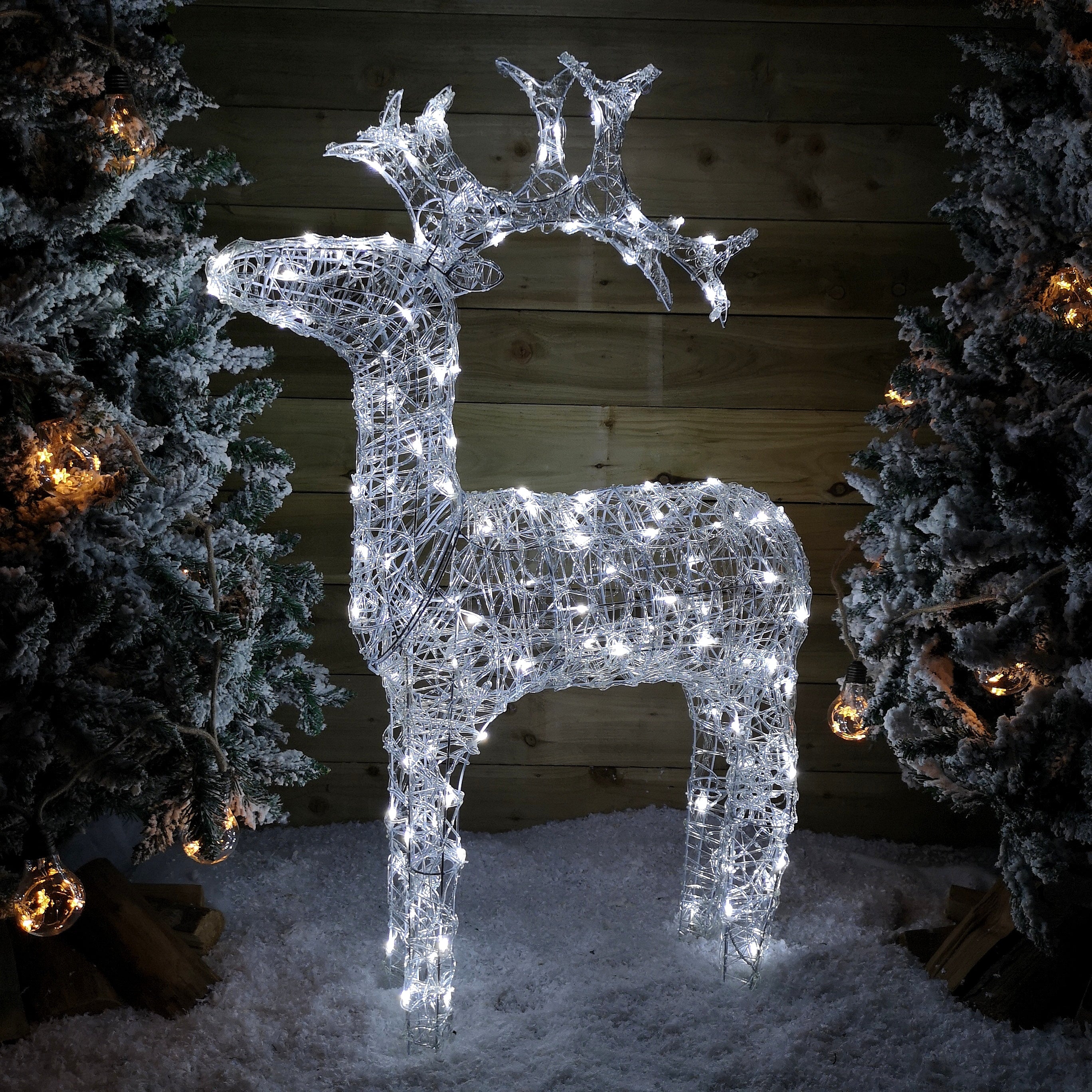 116cm Soft Acrylic Flashing LED Reindeer Christmas Decoration with Timer in Cool White