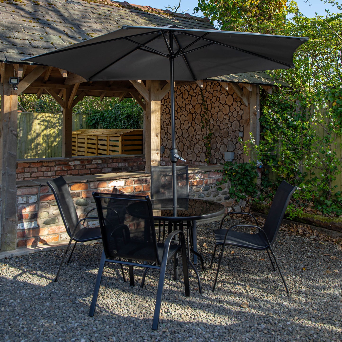 Outdoor 4 Person Round Glass Top Garden Dining Table & Chairs Set with Grey Havana Parasol