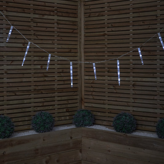6.9m Icicle Christmas Chaser Lights with 72 Cool White LEDs
