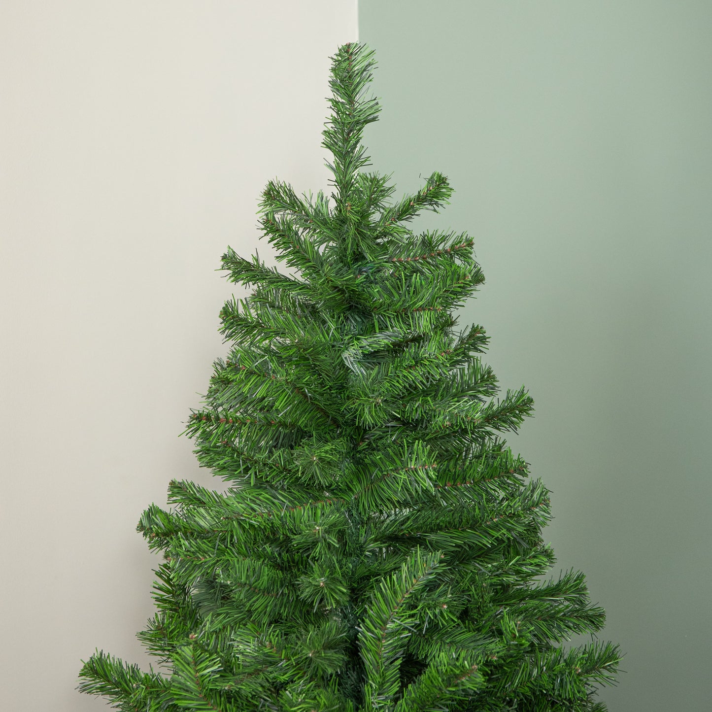 5ft Colorado Spruce Christmas Tree in Green with 337 tips 86cm Diameter