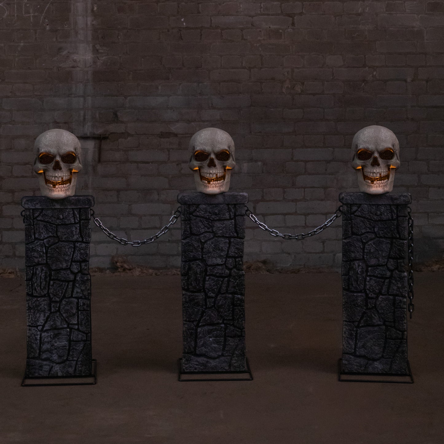 90cm x 1.2m Battery Powered Light Up Halloween Skull Fence with LEDs