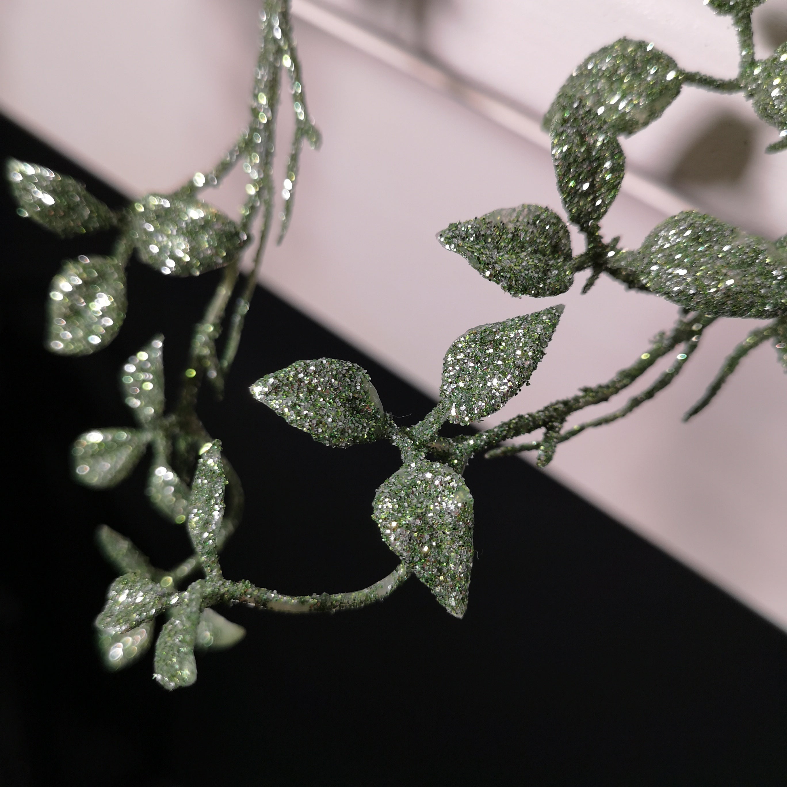 1.5m Green Glitter Leaf Christmas Garland Decoration with Hanging Loop