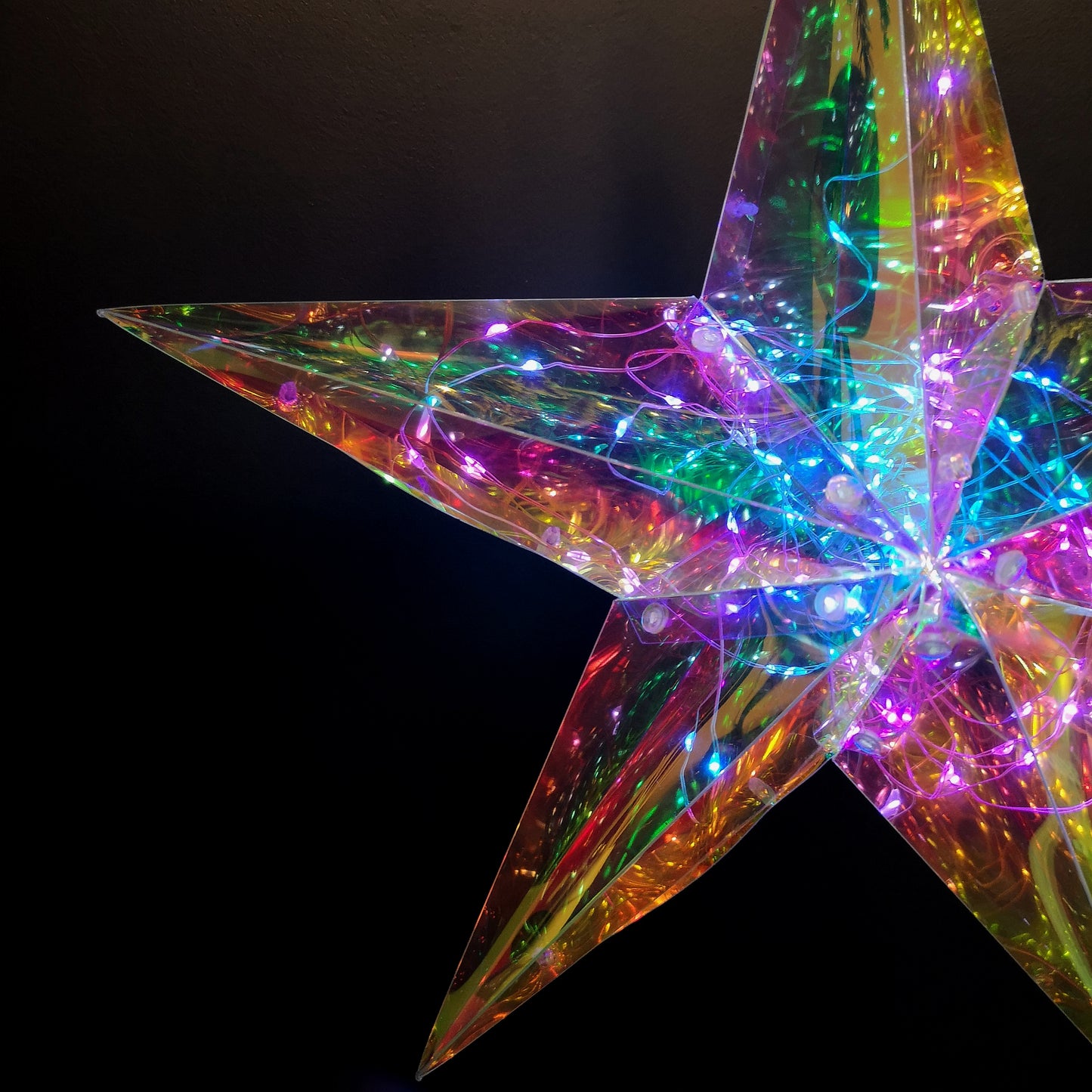 36cm Battery Operated Light up Hanging Christmas Dreamlight Star with 100 White LEDs