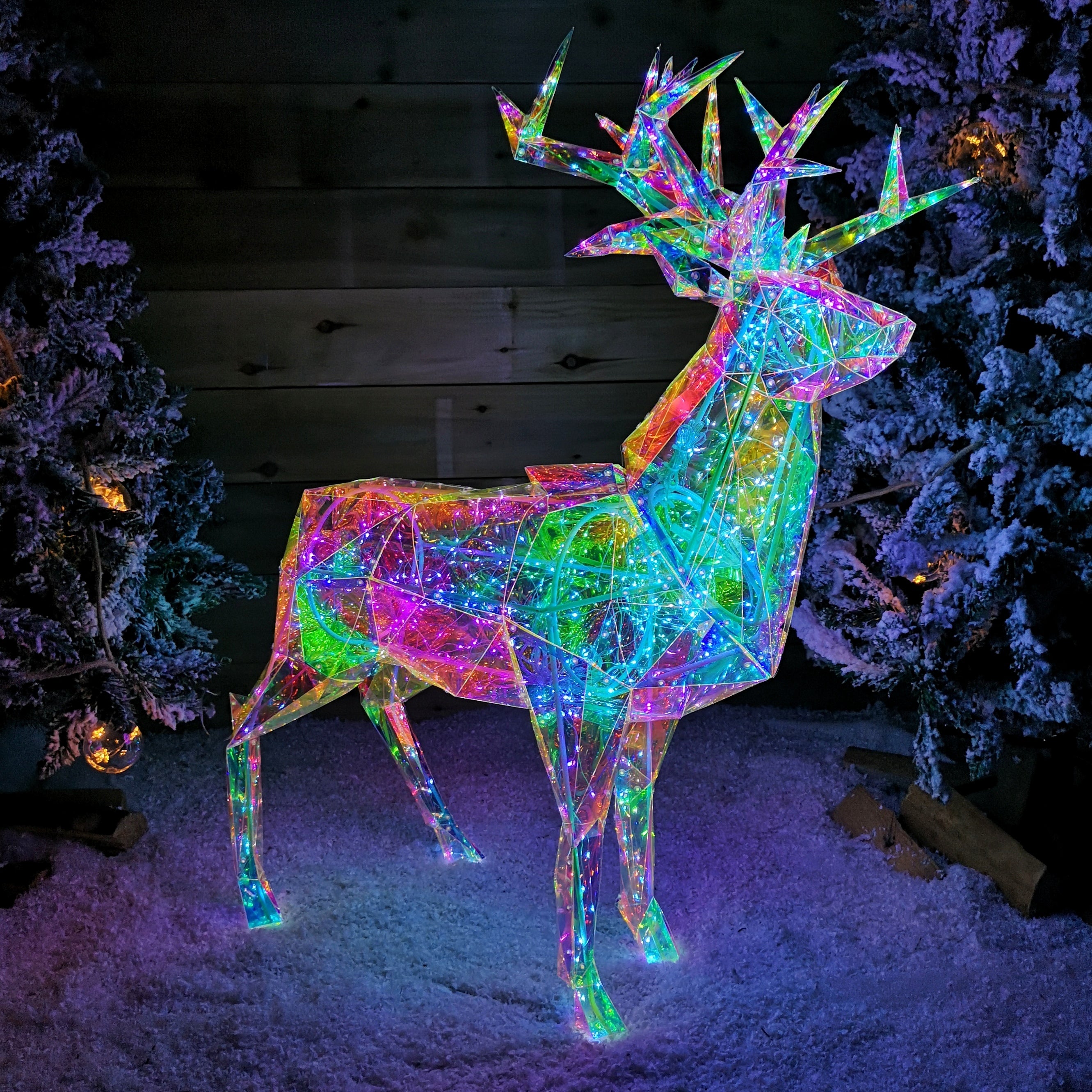90cm Light up Indoor Outdoor DreamLights Christmas Stag with 500 White LEDs