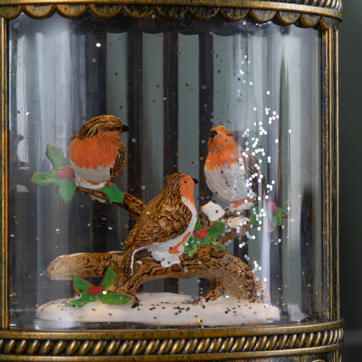 24cm Dual Powered Light up Christmas Cage Water Spinner with Robin Scene & LEDs