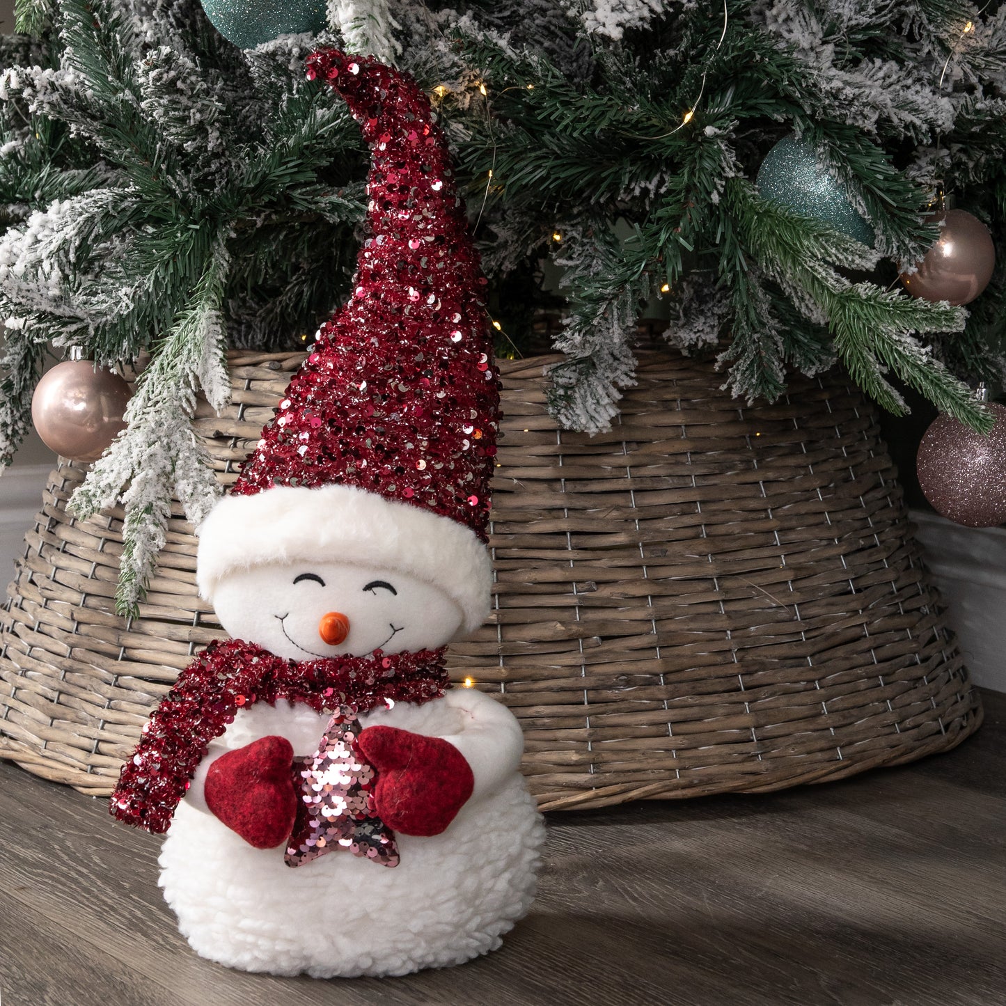 50cm Large Soft Fabric Sitting Snow Girl Christmas Decoration
