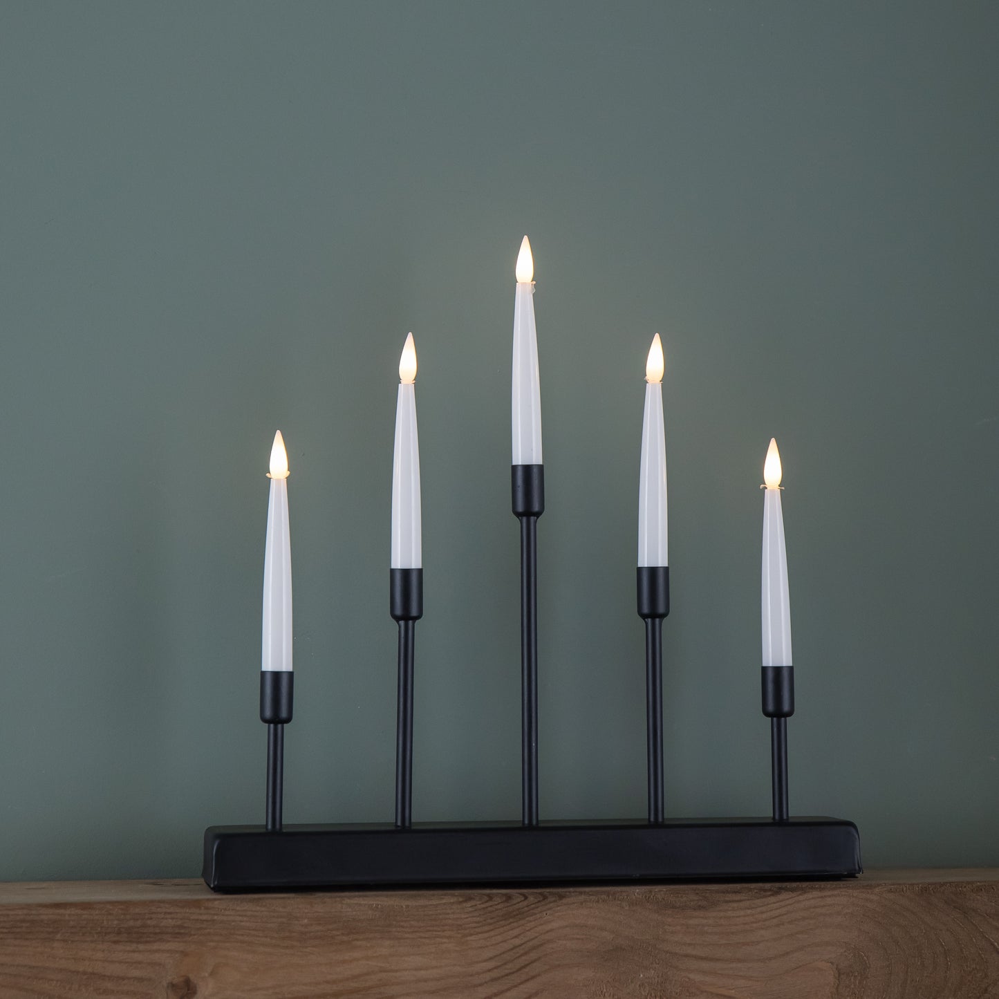 32cm Battery Operated Light up Black Metal Christmas Candlebridge with 5 Warm White LEDs