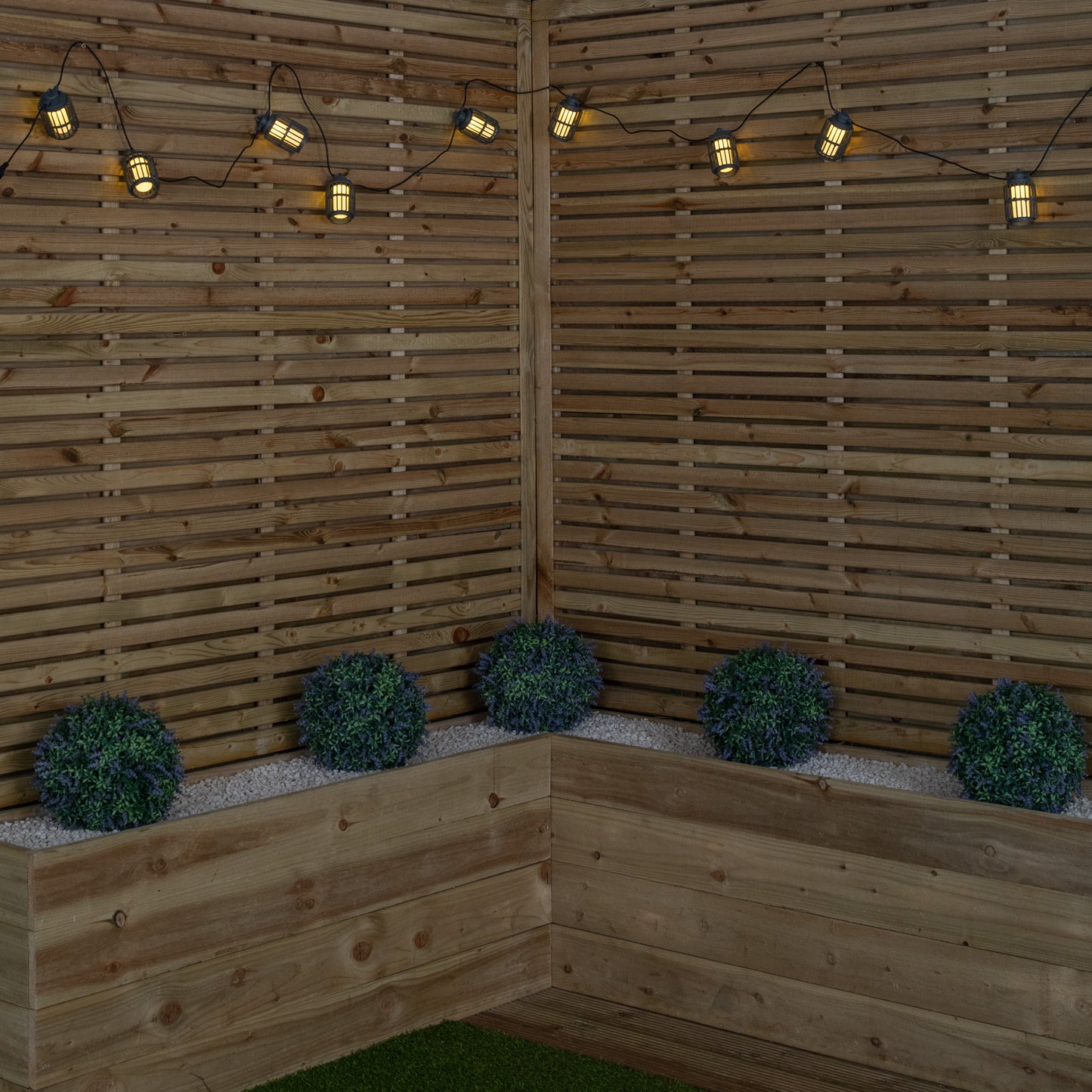 4.5m Set of 10 Connectable Urbane String Lights with Warm White LEDs