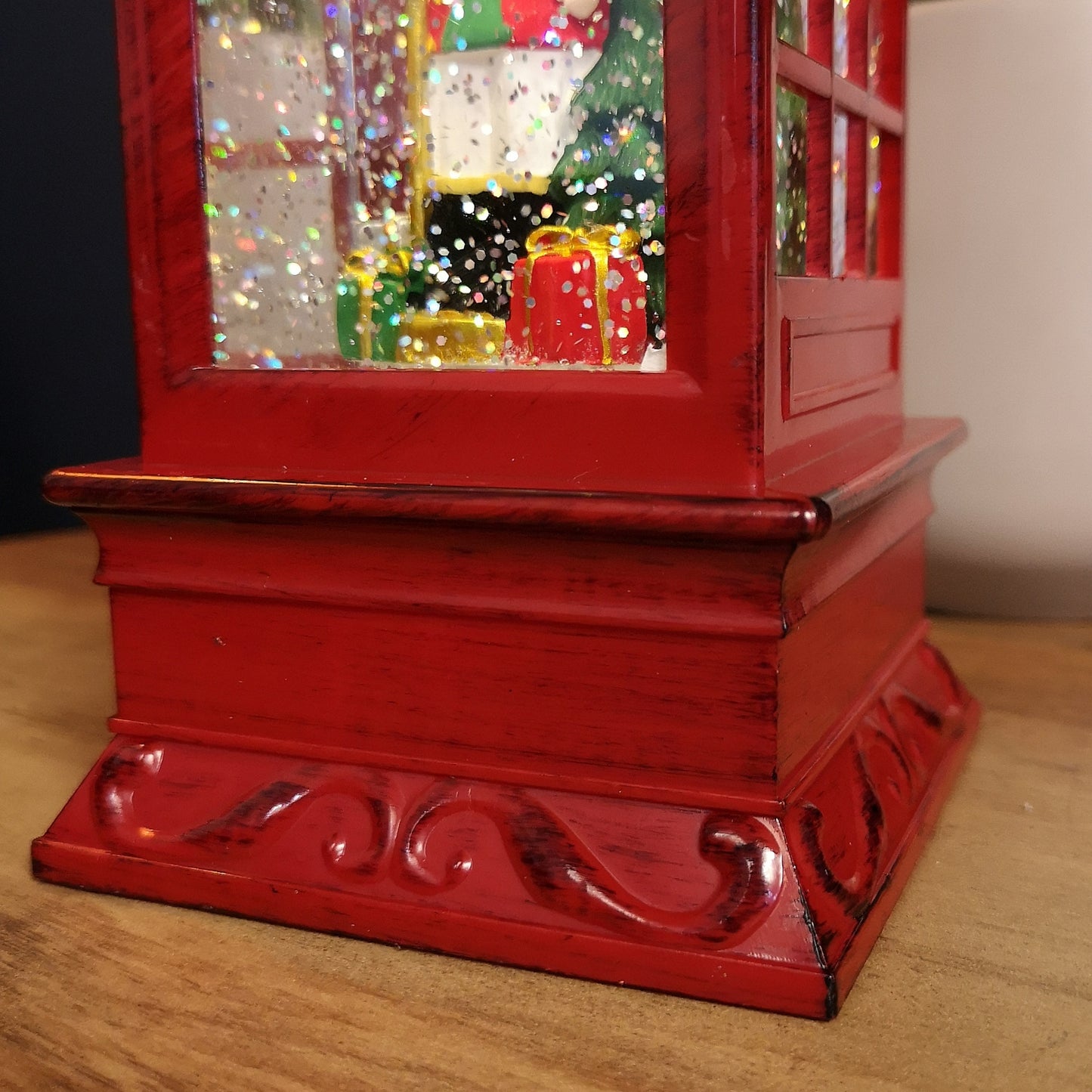 27cm LED Christmas Glitter Water Spinner Red Telephone Box with Nutcracker Scene