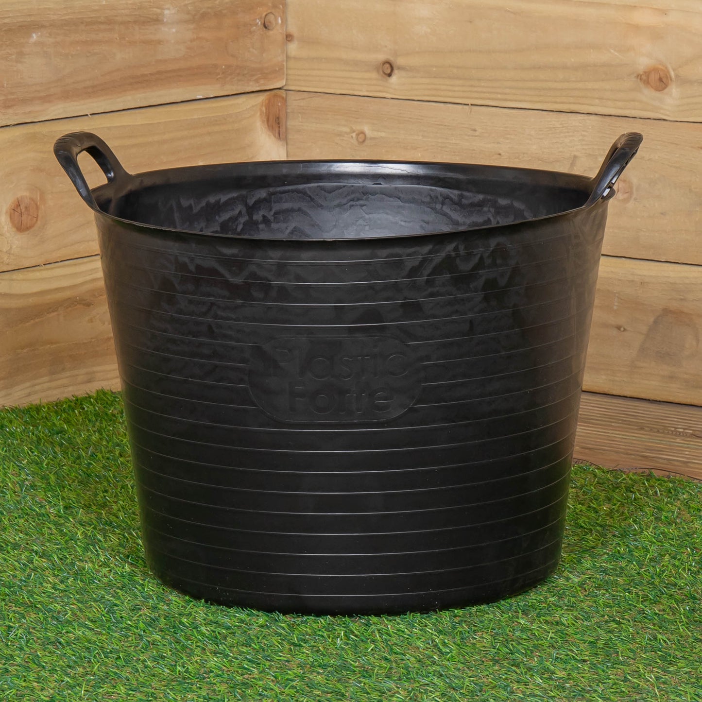 38 x 45cm Large Black Plastic Tub Bucket with 42 Litre Capacity & Carry Handles