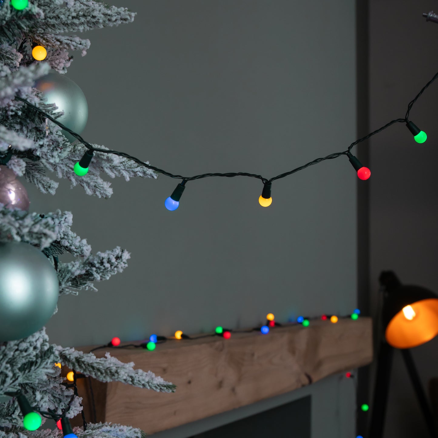 10m 100 LED Multi-Action Pearl Christmas String Lights in Multi-Coloured