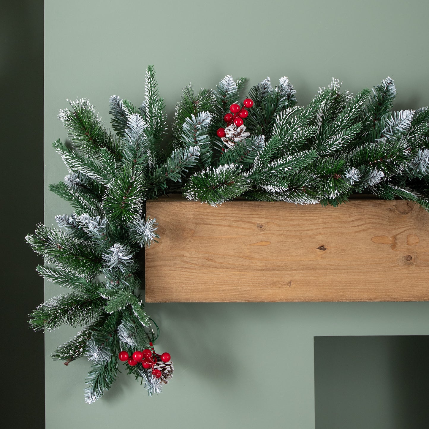 1.8m (6ft) New Jersey Christmas Garland with Red Berries Pinecones & Snow Tipped PVC Branches