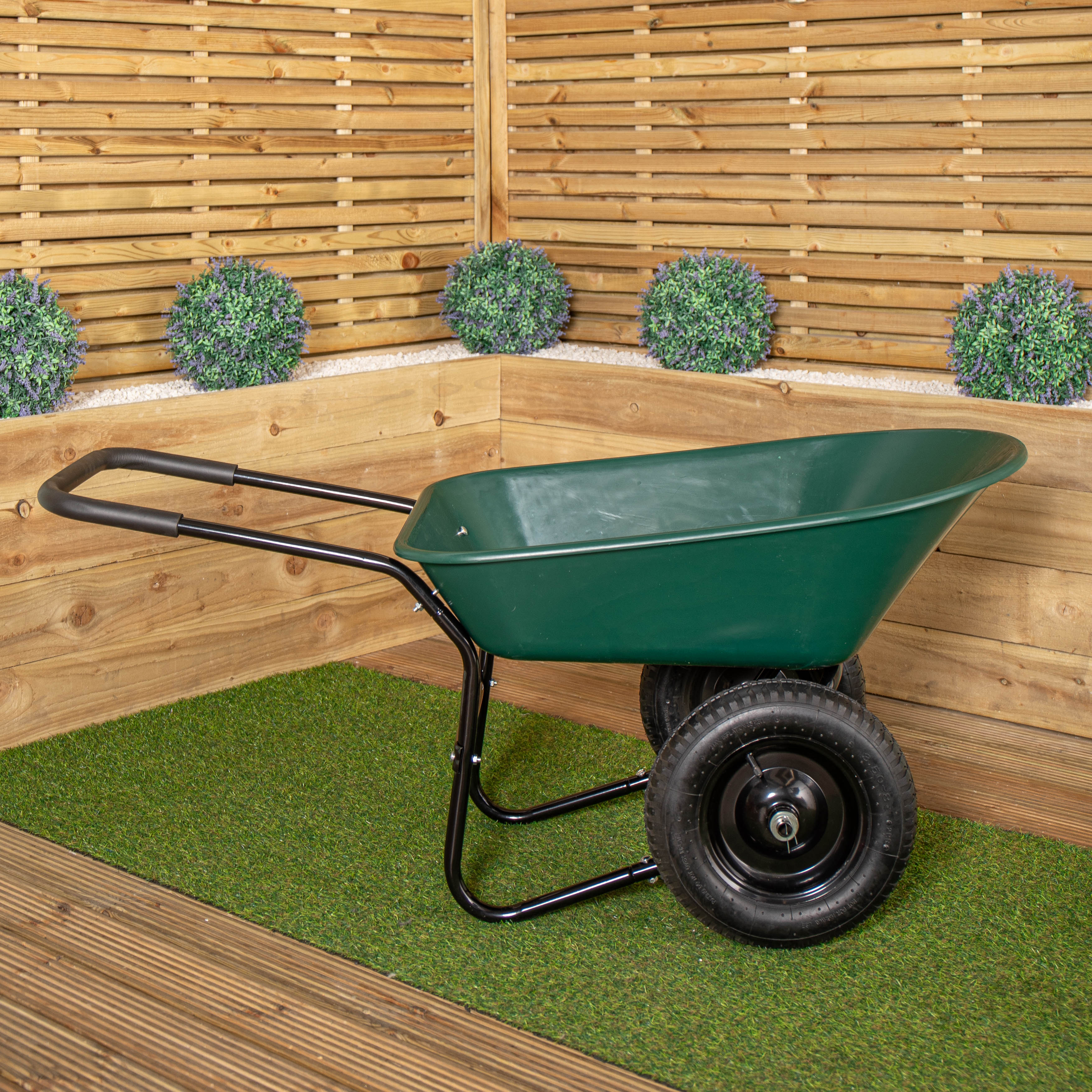 Heavy Duty 2 Wheel Outdoor Pneumatic Plastic Garden Wheelbarrow in Green