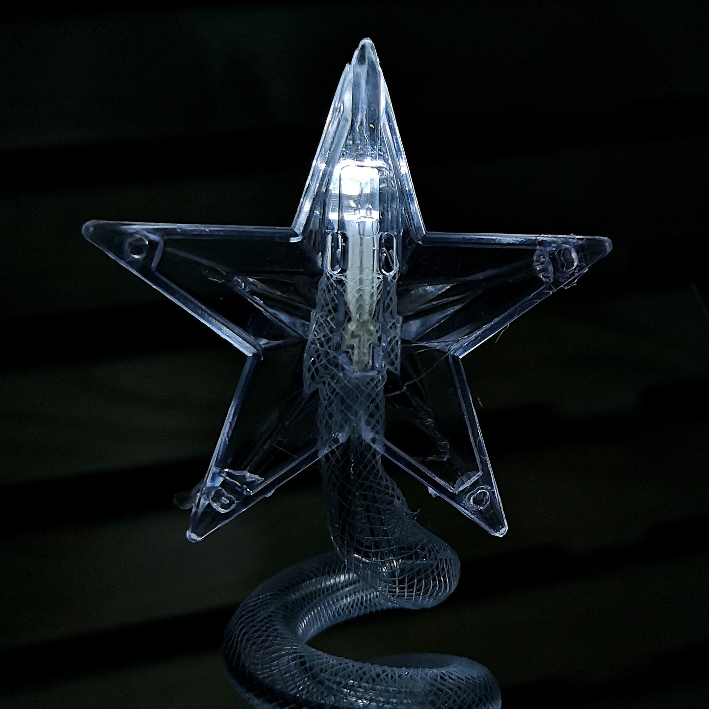 Set of 4 Battery Operated LED Cool White Spiral Tree Path Lights Christmas Decoration with Timer