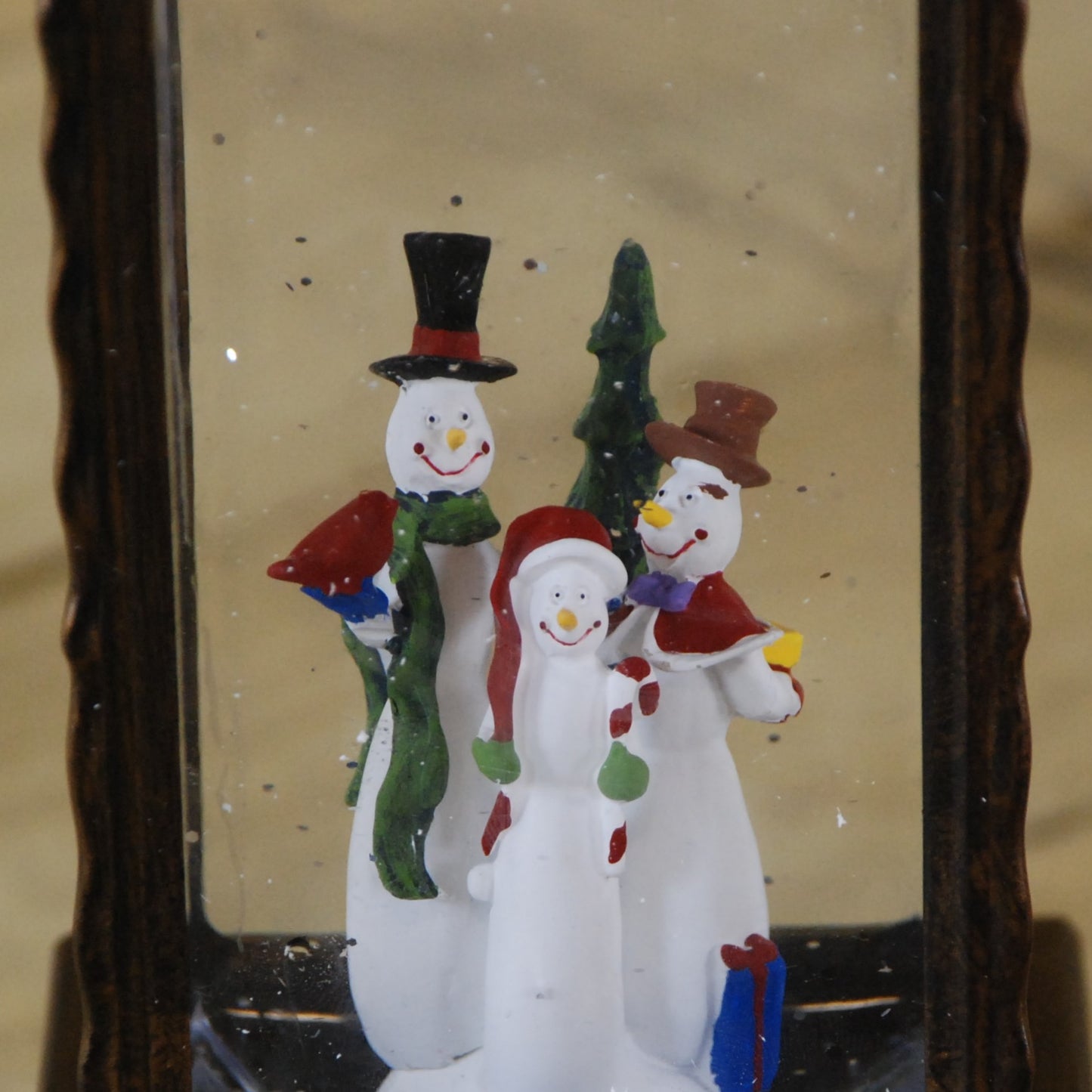 27cm Dual Power LED Christmas Glitter Water Spinner Rustic Lantern Snowman Scene