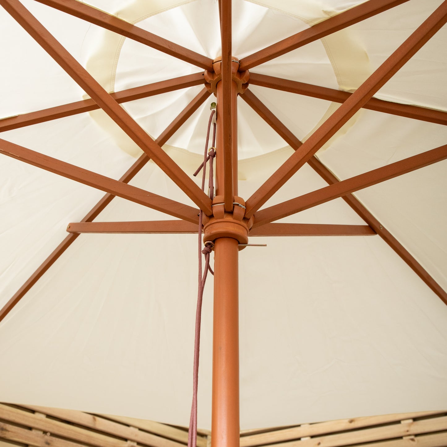 Samuel Alexander 2.7m Outdoor Wooden Garden Parasol Sun Shade with Carry Bag in Cream