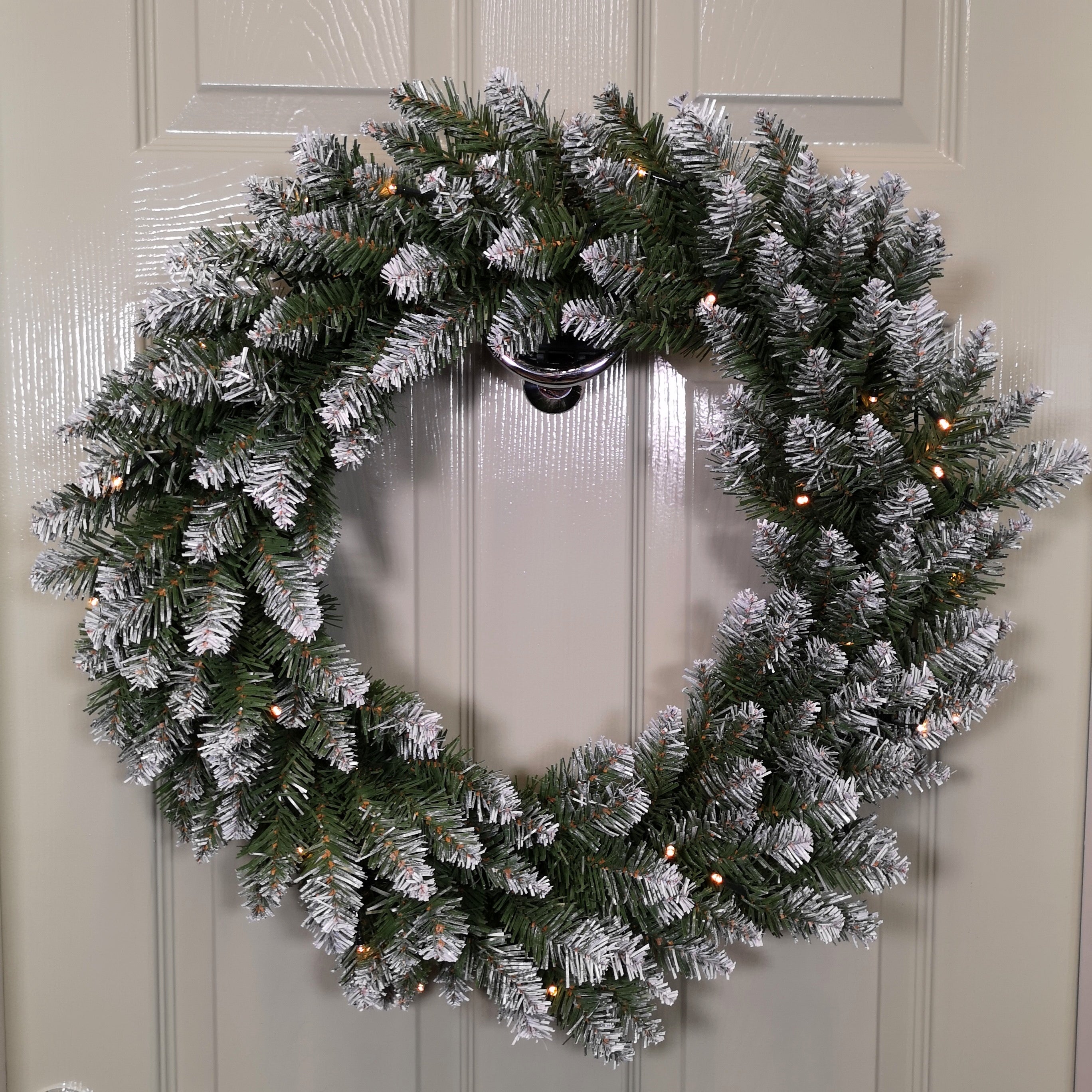 60cm Snow Tipped Christmas Wreath with 50 Warm White LEDs and 160 Bullet Tips 