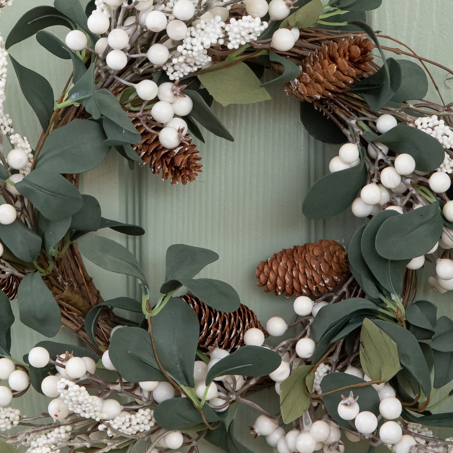 40cm Hanging Christmas Winter Berry Wreath with Seasonal Foliage