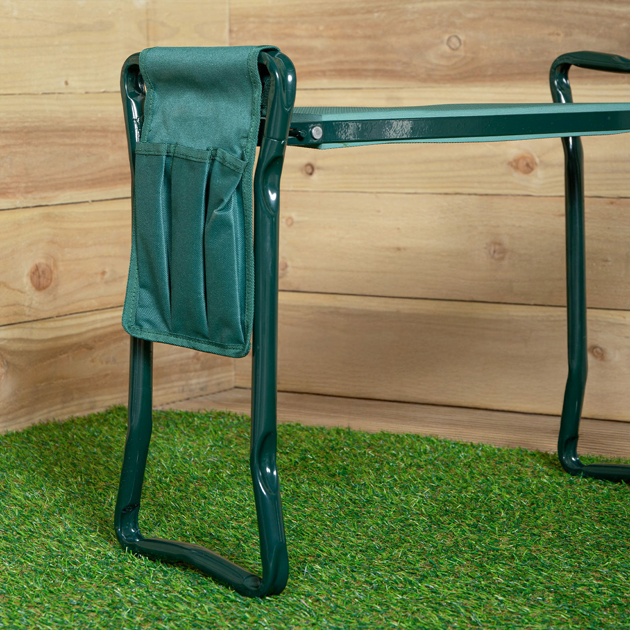 49cm x 59cm Garden Kneeling Pad with Chair and Detachable Tool Bag in Green