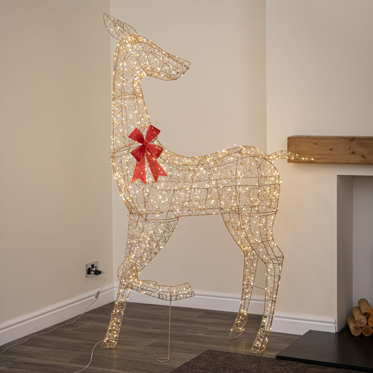 1.75m Light up Gold Twist Christmas Reindeer 880 Warm White LEDs