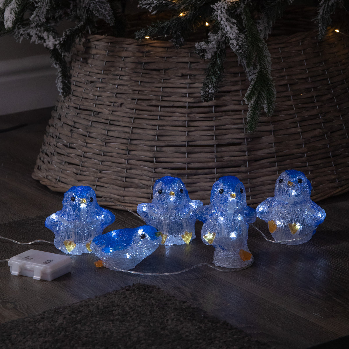 Set of 5 Acrylic Light Up LED Penguins Christmas Penguin Decorations Battery Powered