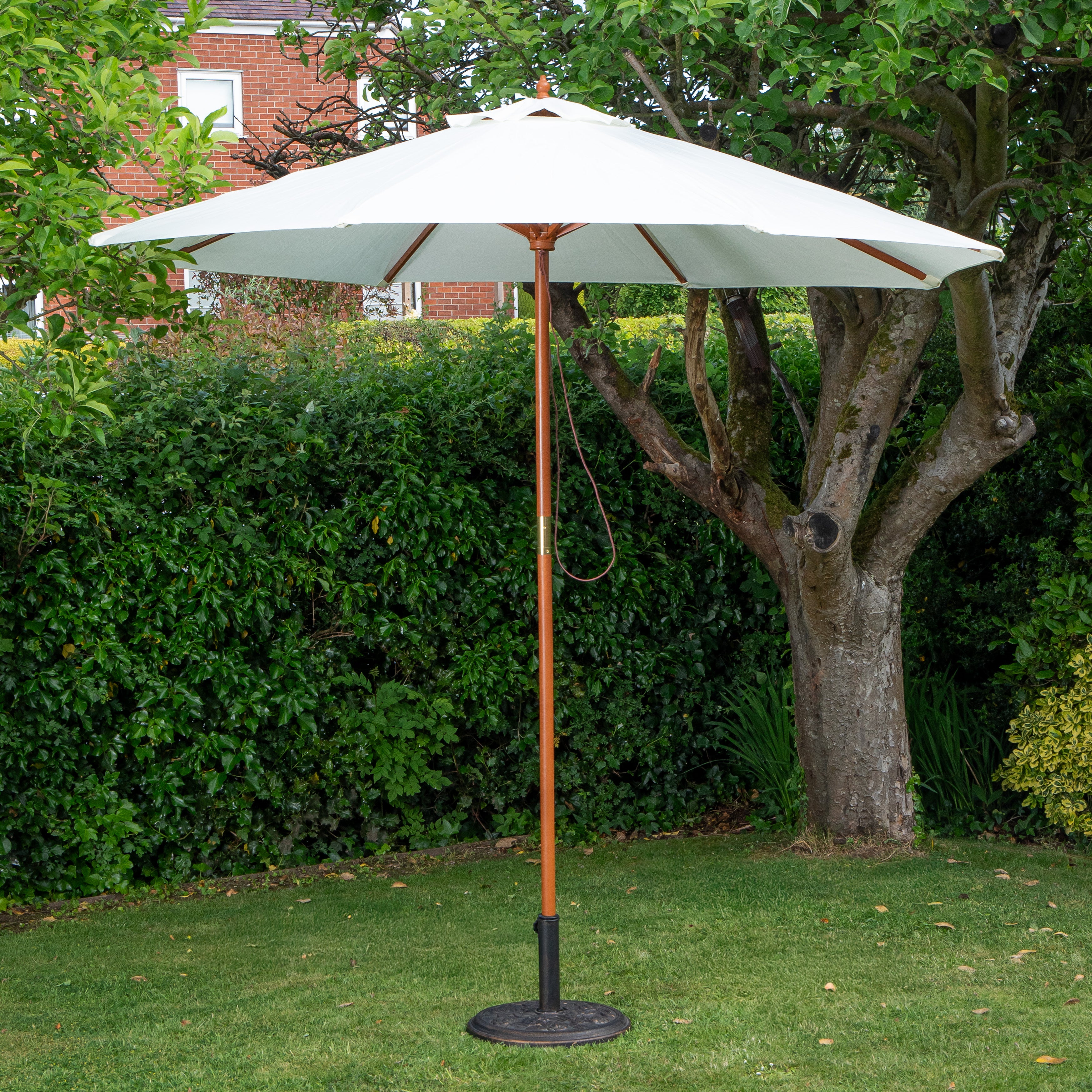Samuel Alexander 2.7m Outdoor Wooden Garden Parasol Sun Shade with Carry Bag in Cream