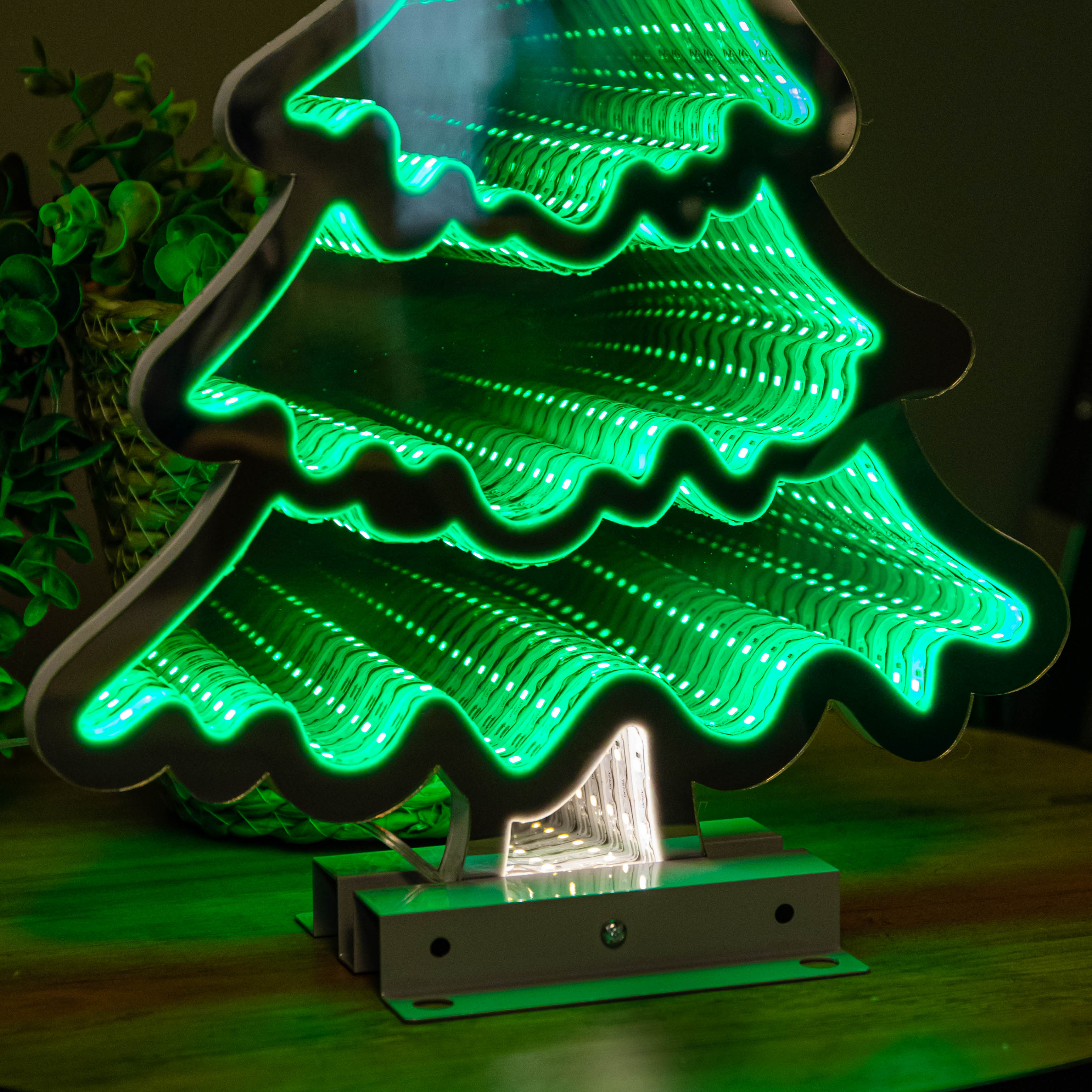 40cm Infinity Standing Christmas Tree with Metal Base and Green