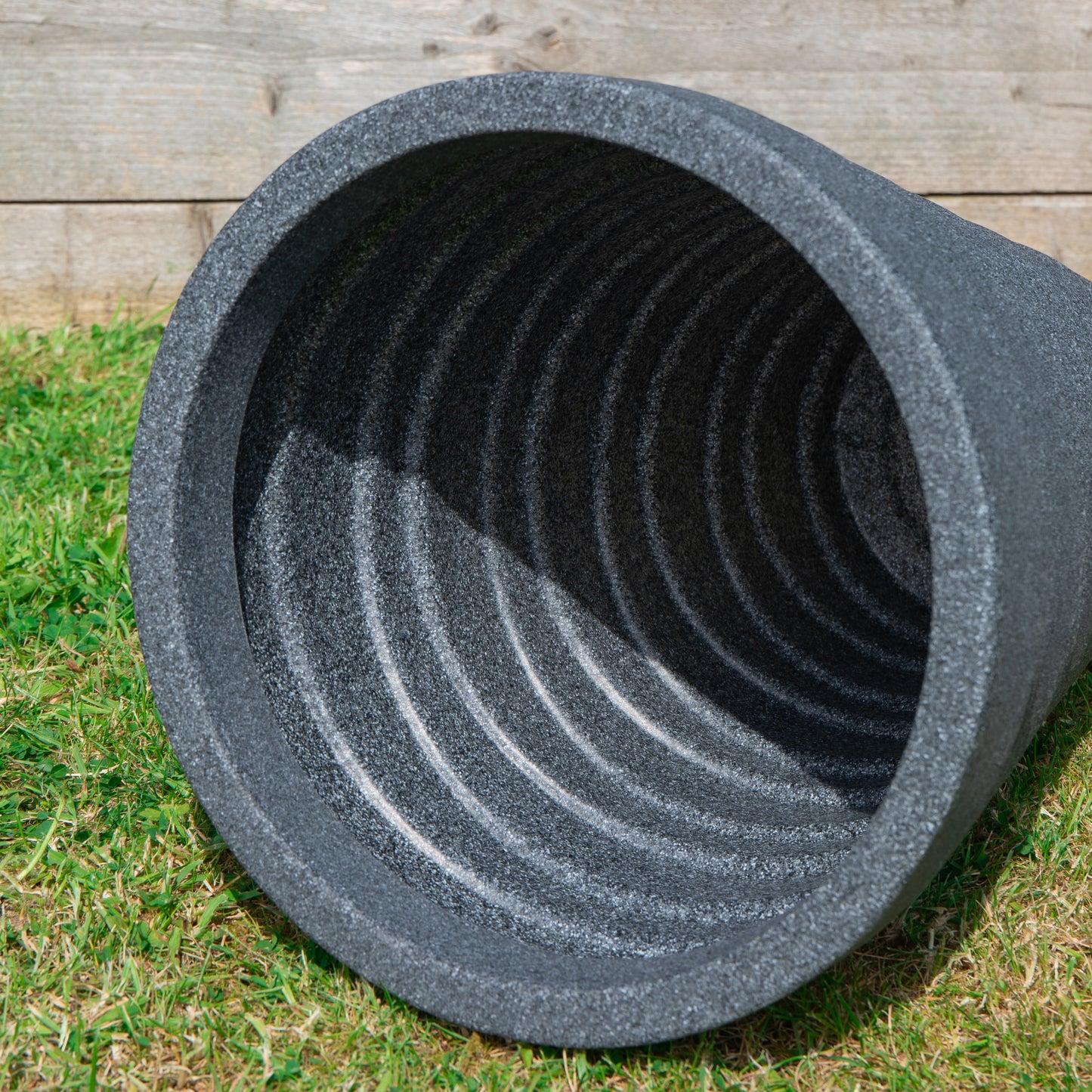 33cm Large Trojan Garden Plant Pot in Dark Grey