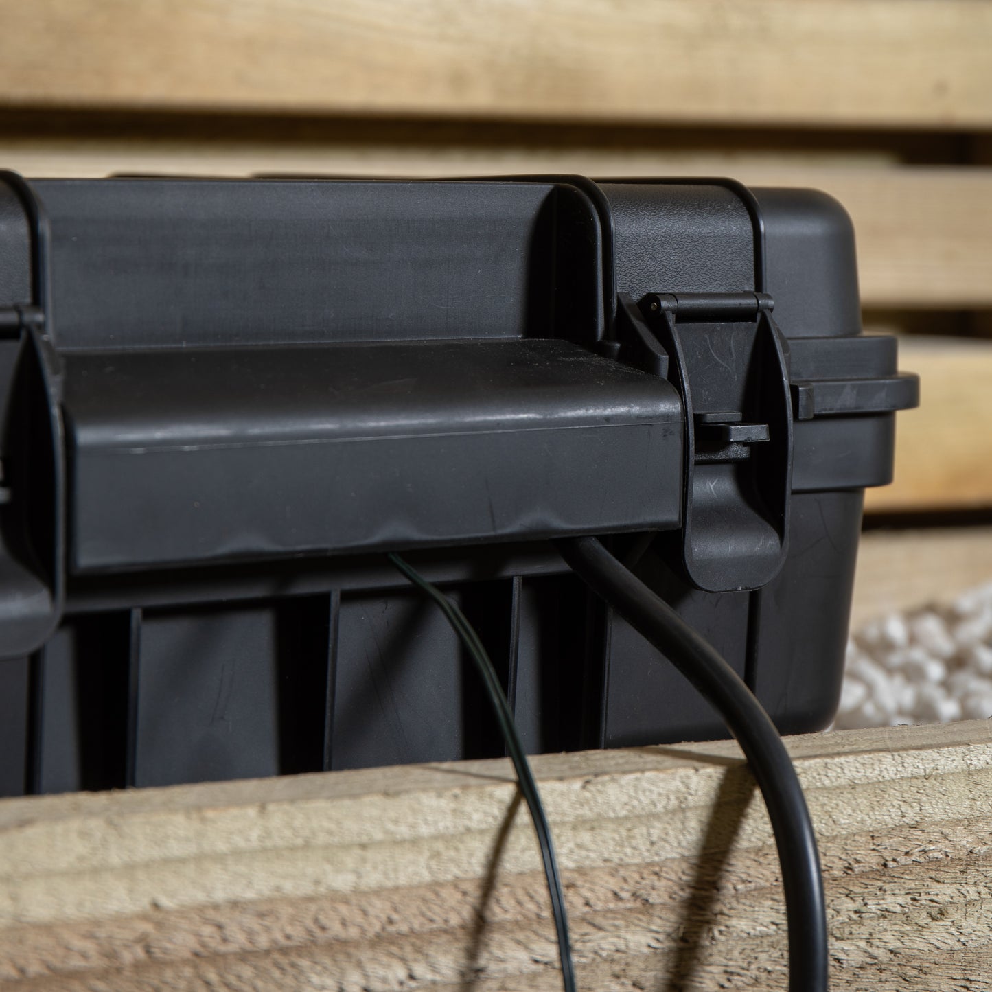 34cm x 21cm Large Black Outdoor Weatherproof Connection Box with Extension Cable